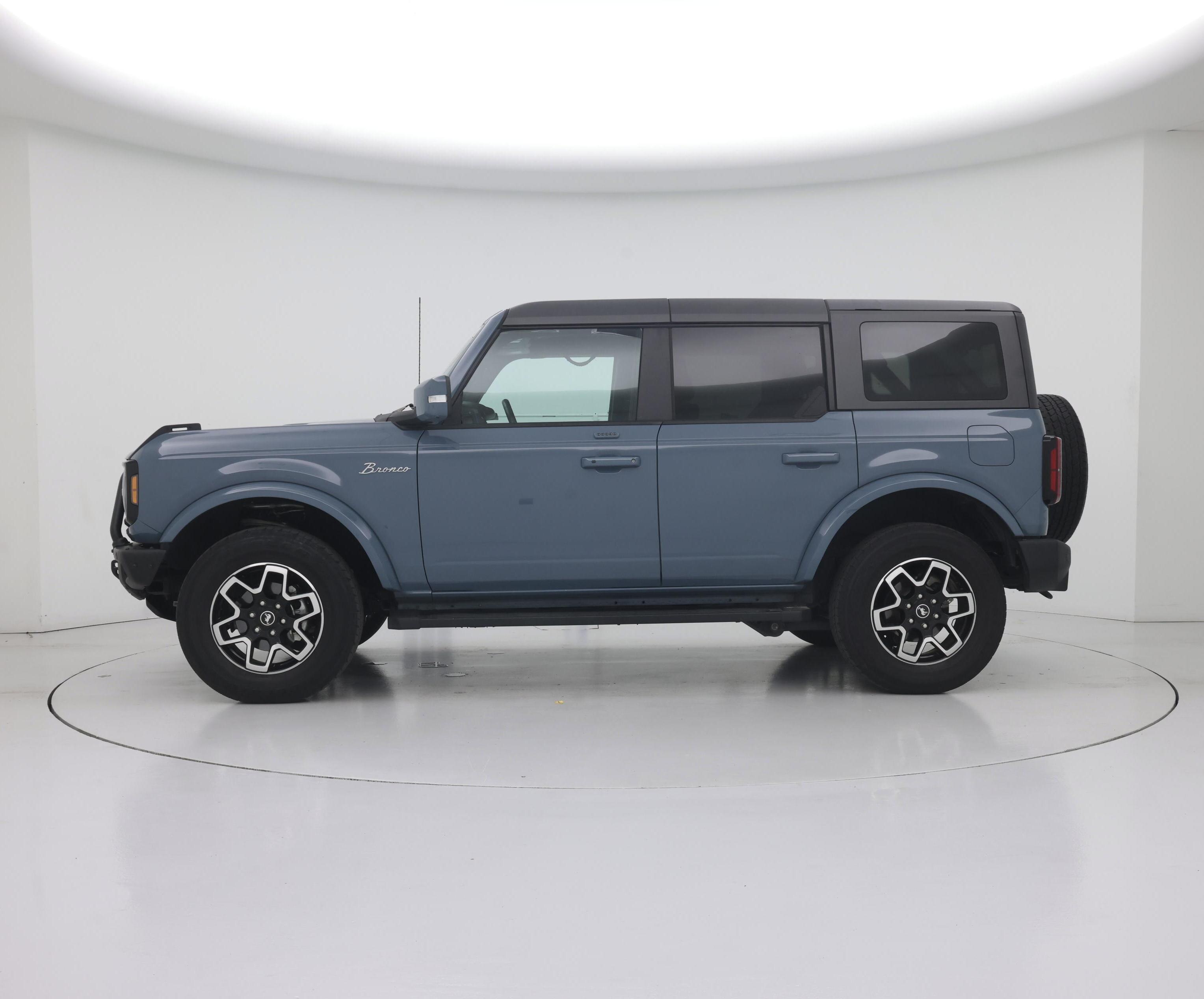 Thumbnail: 2022 Ford Bronco - 3