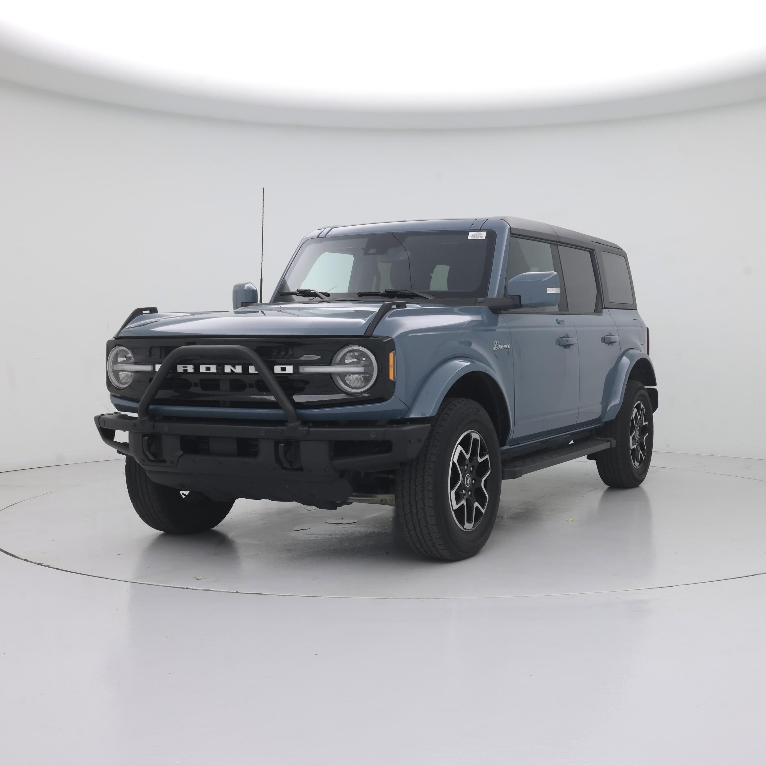 Thumbnail: 2022 Ford Bronco - 4