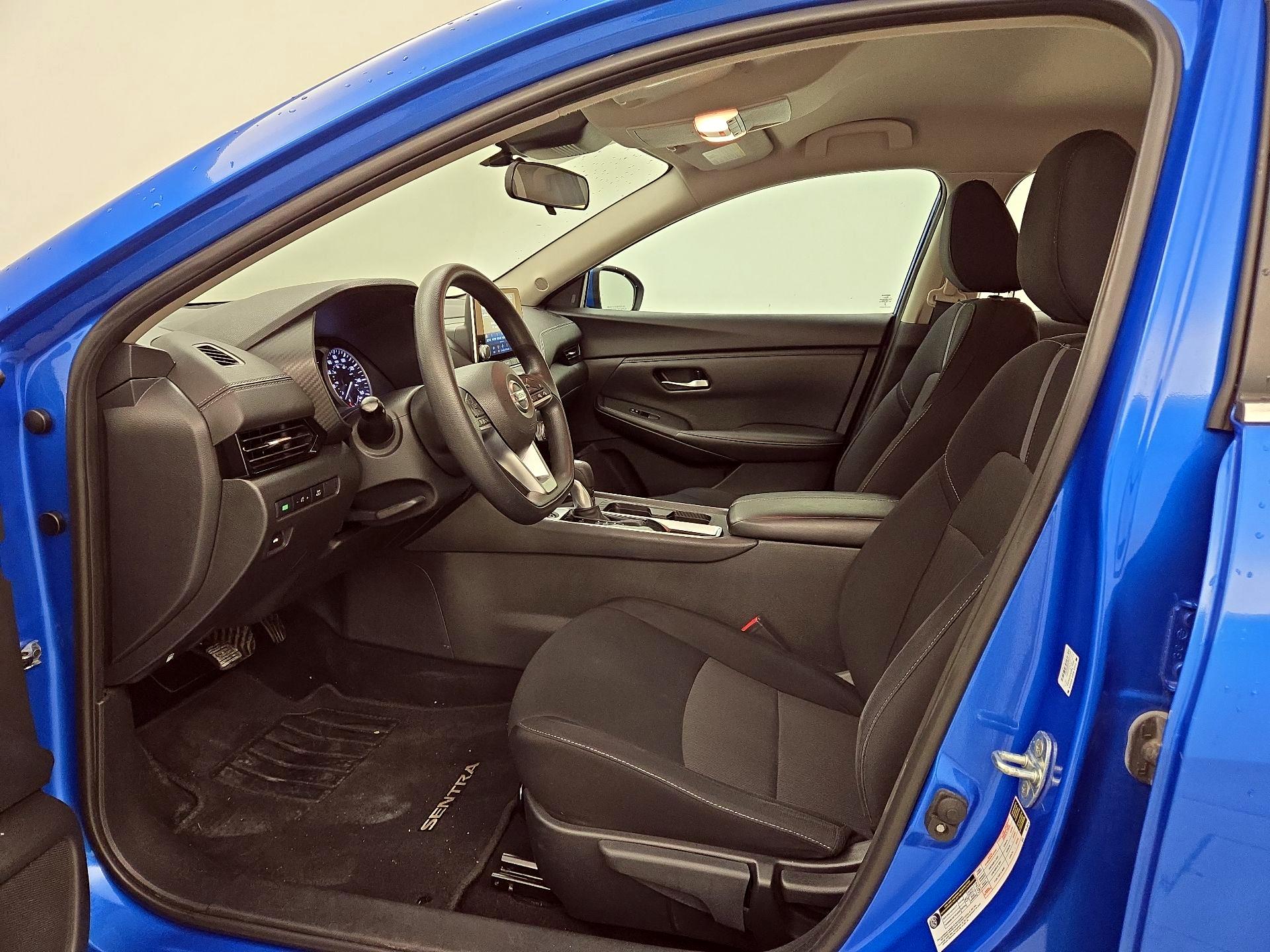 Thumbnail: 2023 Nissan Sentra - 11