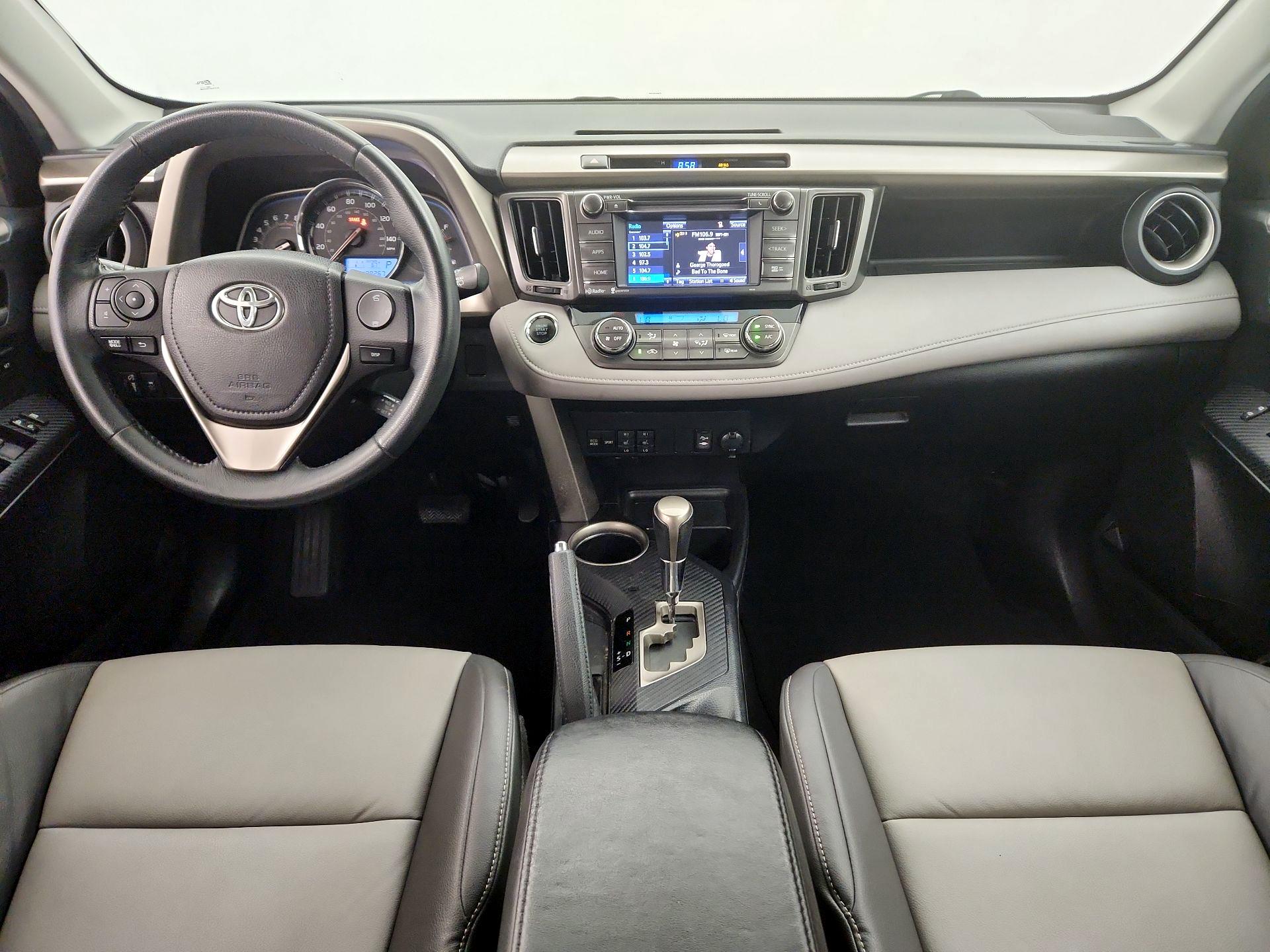 Thumbnail: 2015 Toyota RAV4 - 9
