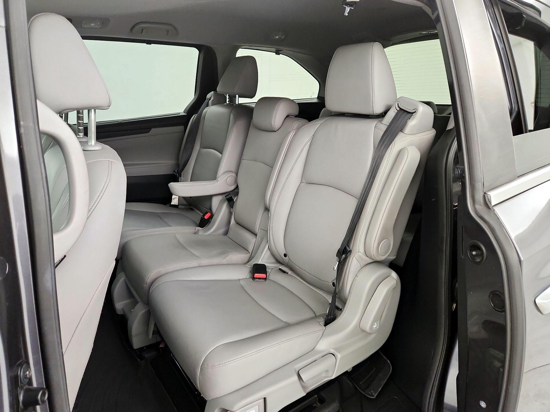 Thumbnail: 2018 Honda Odyssey - 20