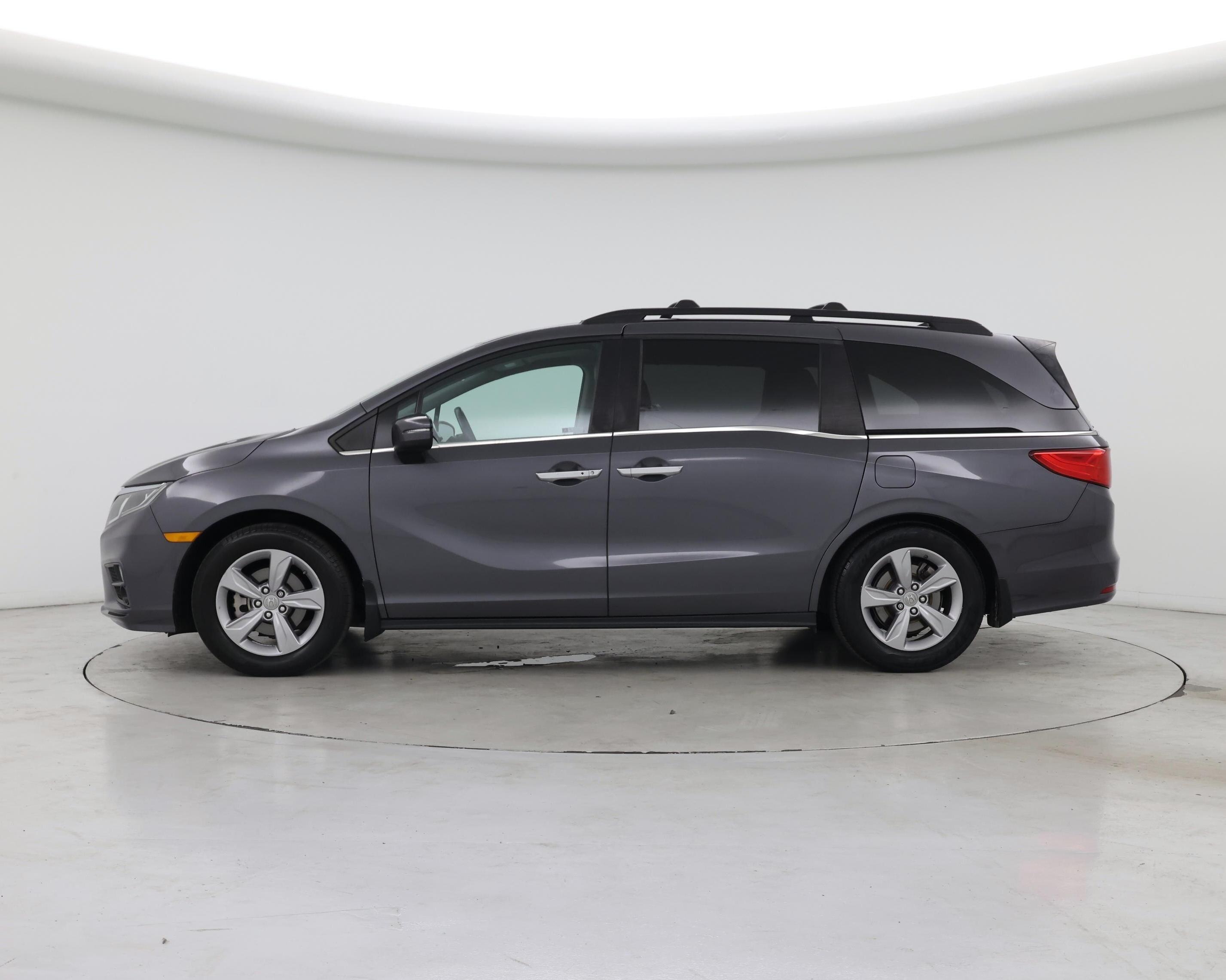 Thumbnail: 2018 Honda Odyssey - 3