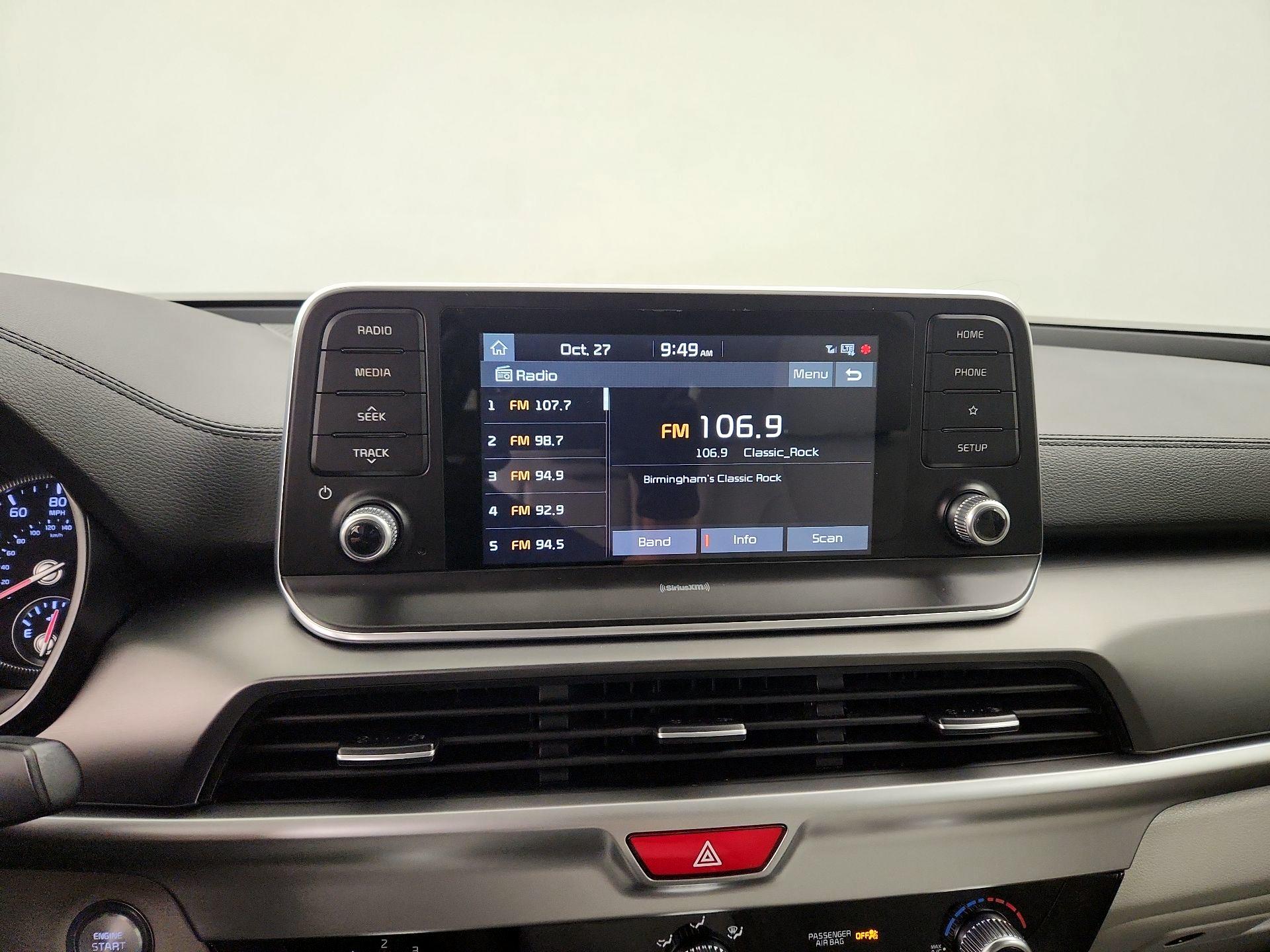 Thumbnail: 2020 Kia Telluride - 15