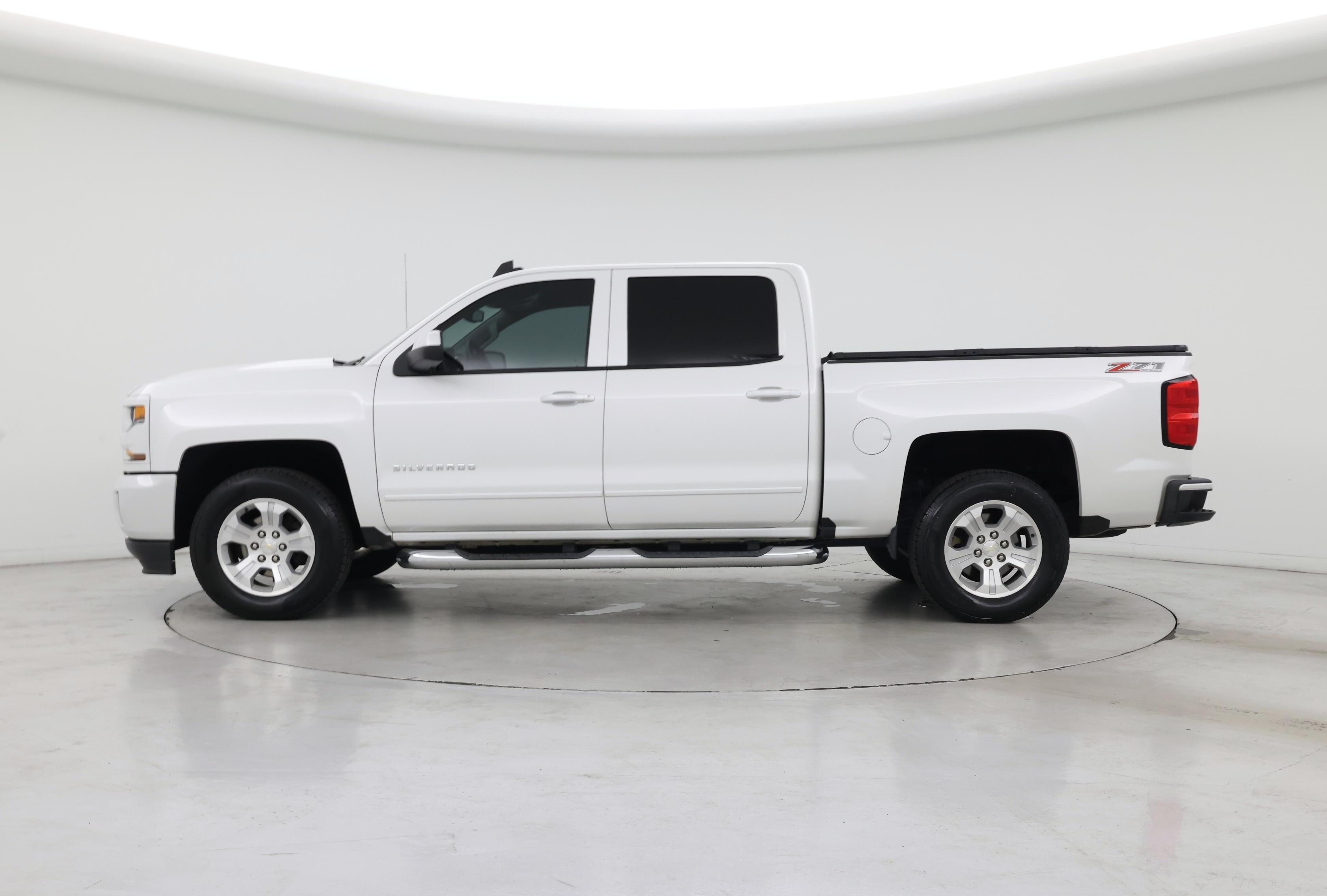Thumbnail: 2017 Chevrolet Silverado 1500 - 3