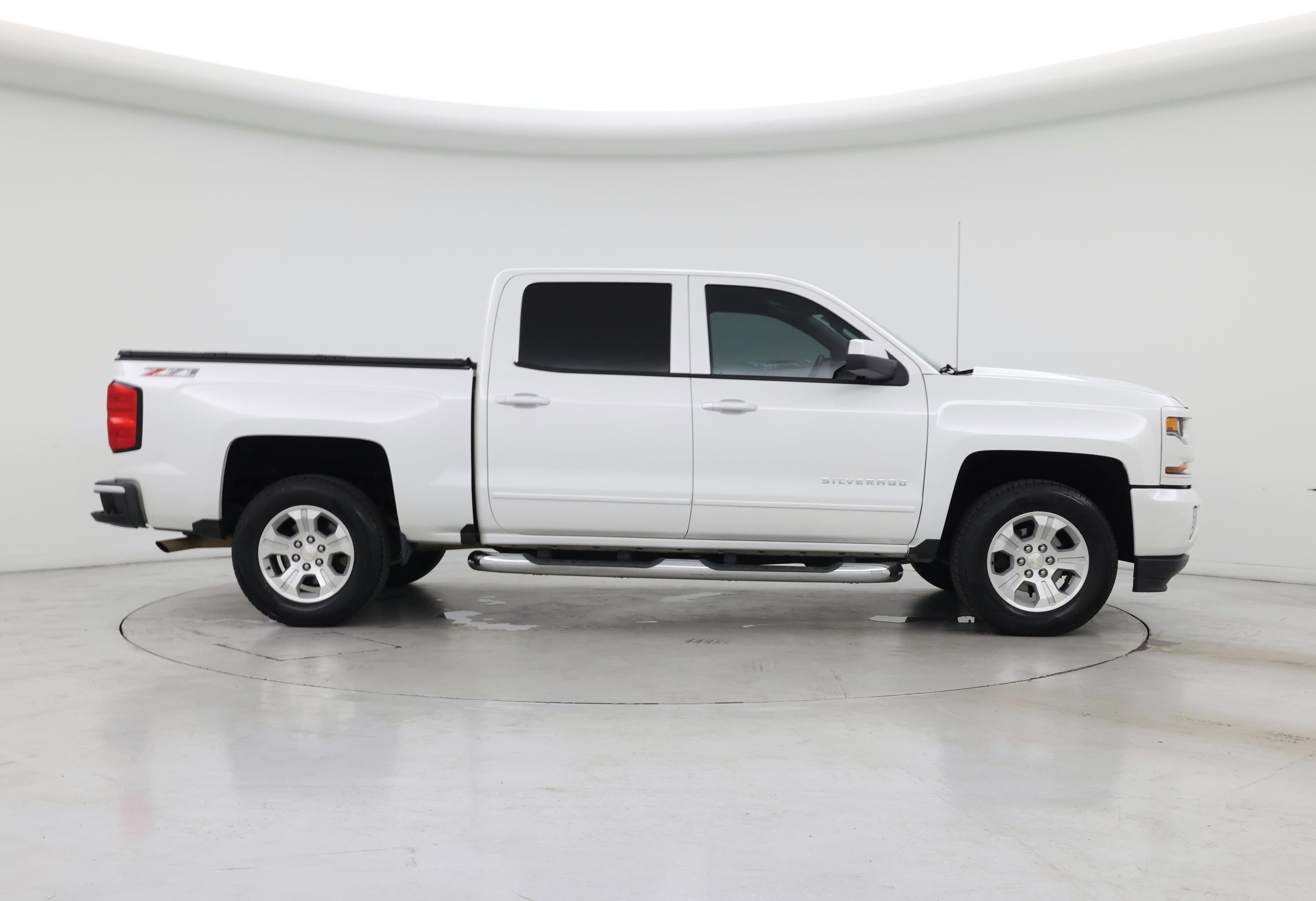 Thumbnail: 2017 Chevrolet Silverado 1500 - 7