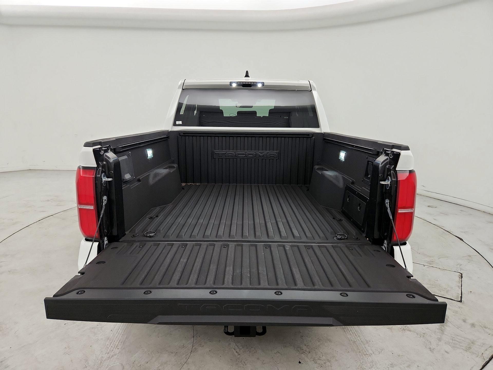 Thumbnail: 2024 Toyota Tacoma - 20