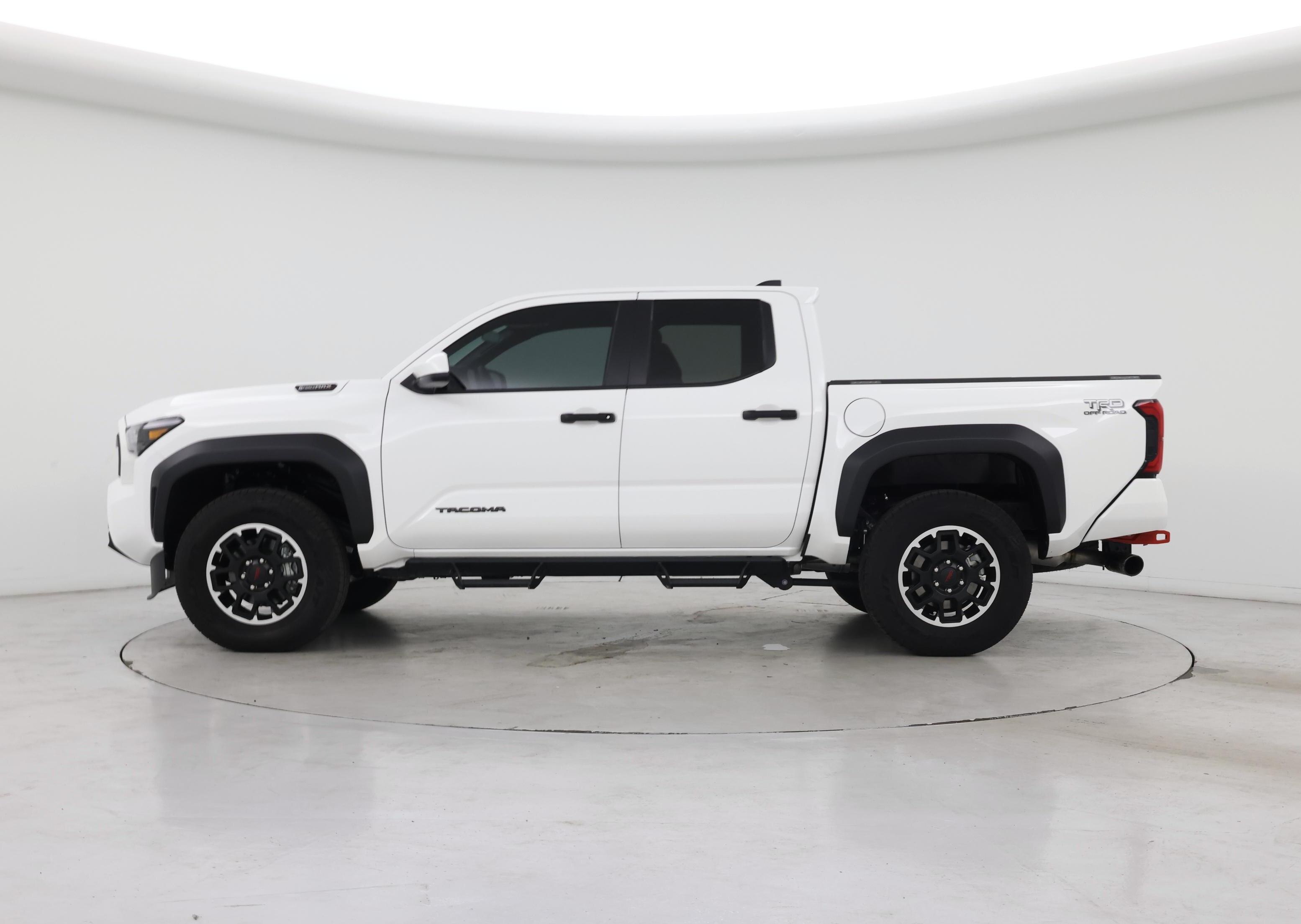 Thumbnail: 2024 Toyota Tacoma - 3