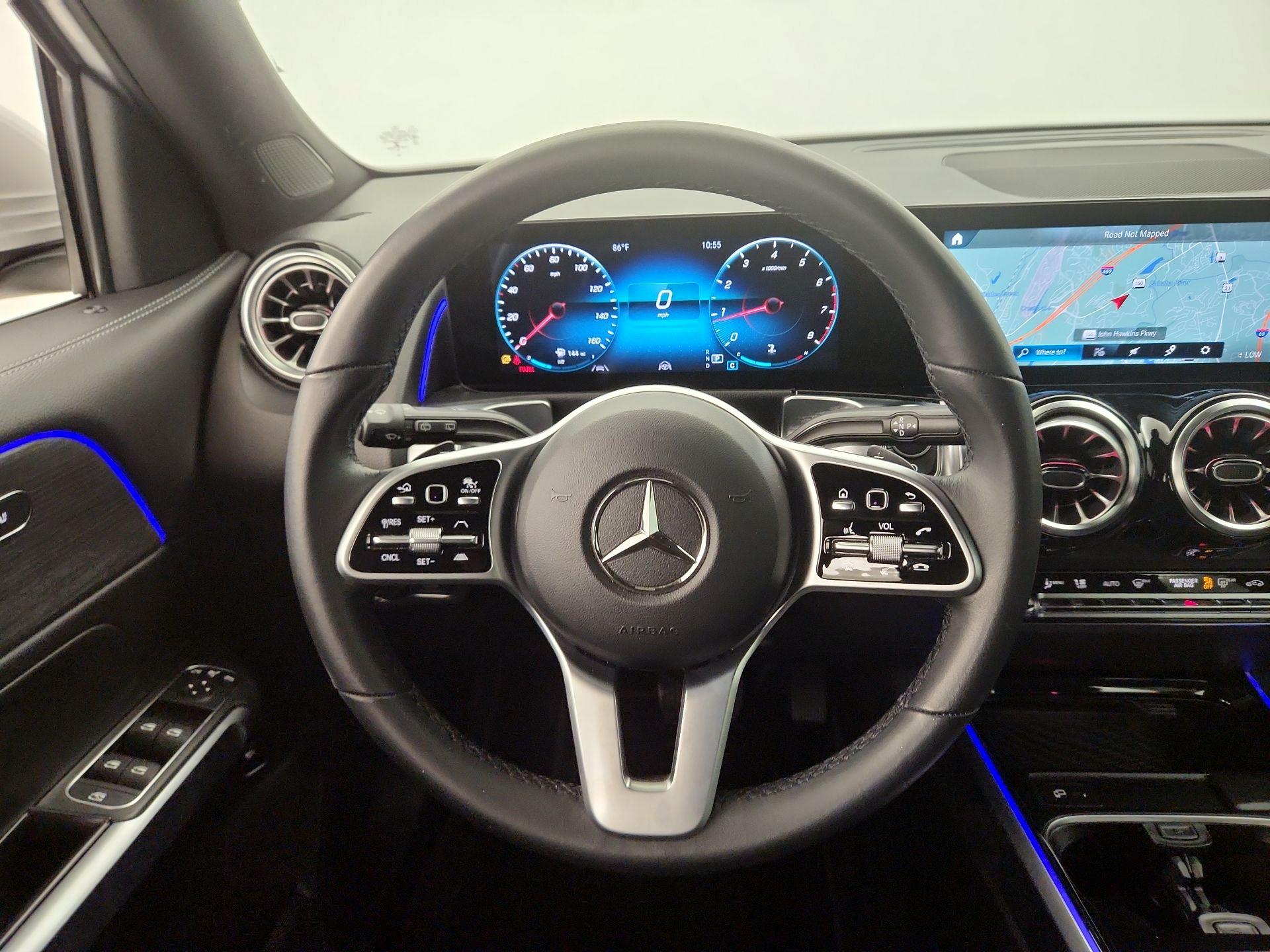 Thumbnail: 2022 Mercedes-Benz GLB - 10