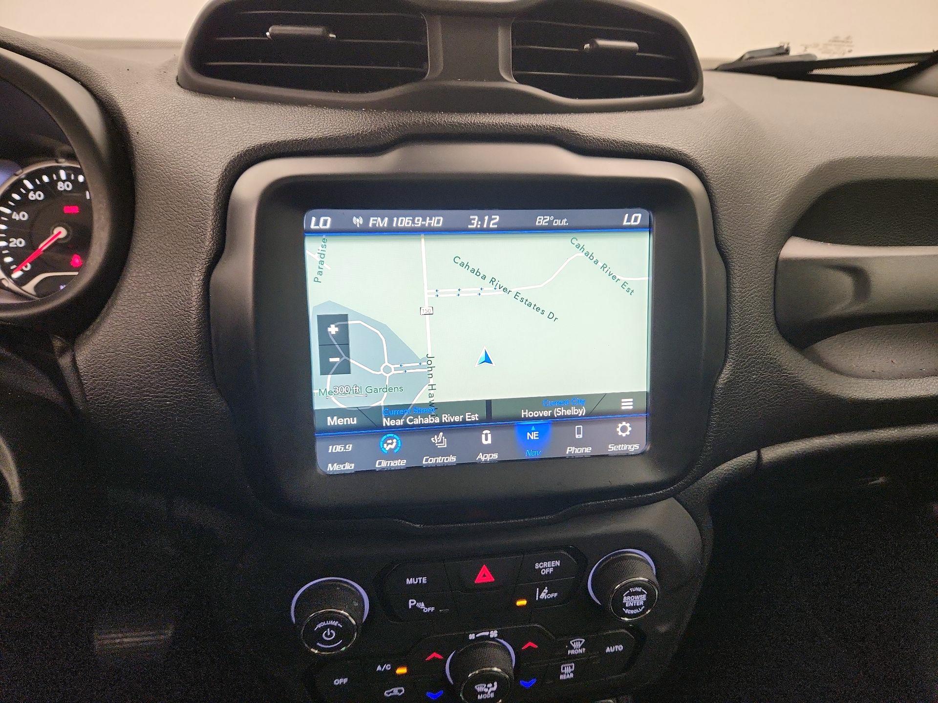Thumbnail: 2018 Jeep Renegade - 14
