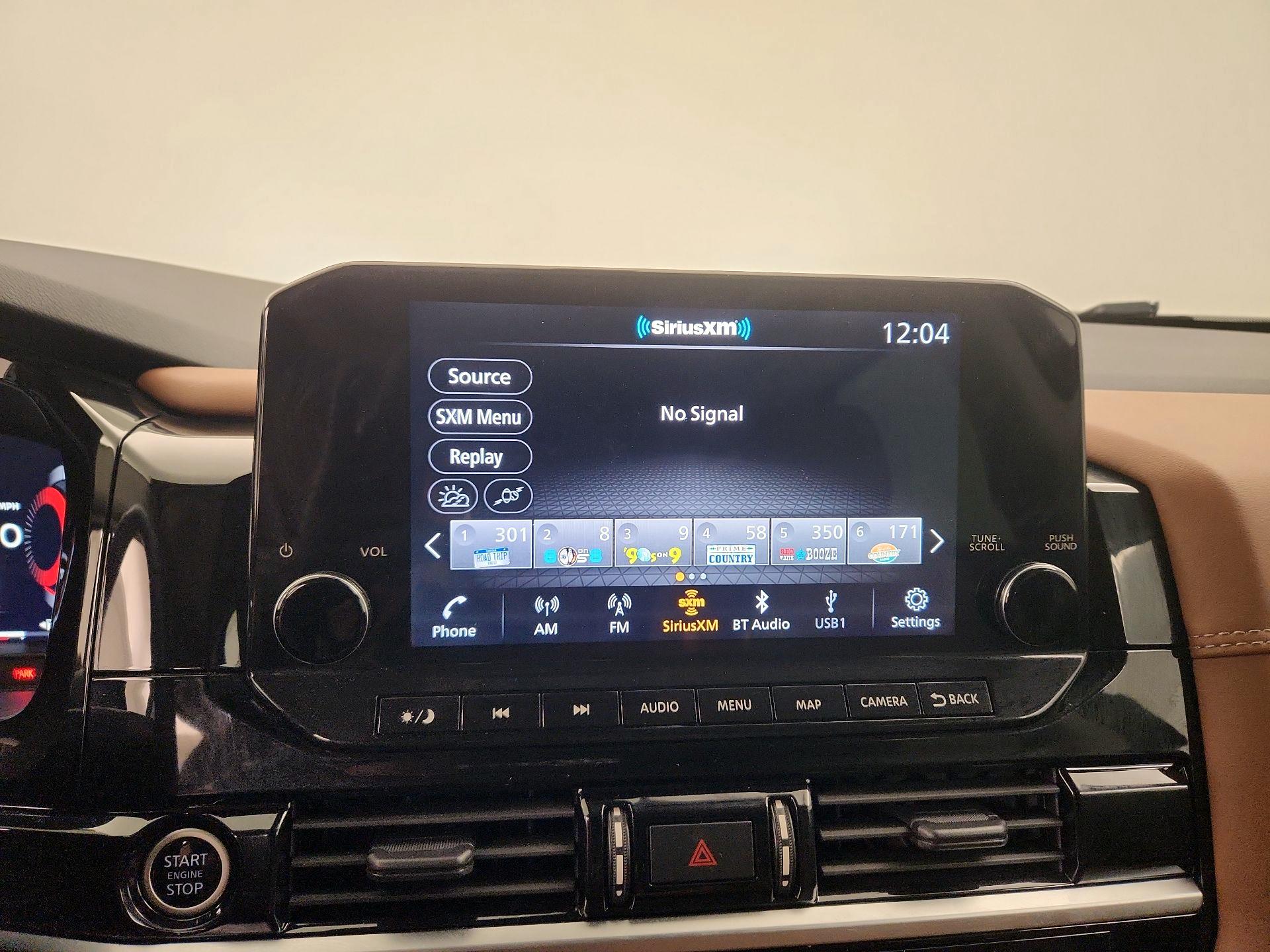 Thumbnail: 2023 Nissan Pathfinder - 16