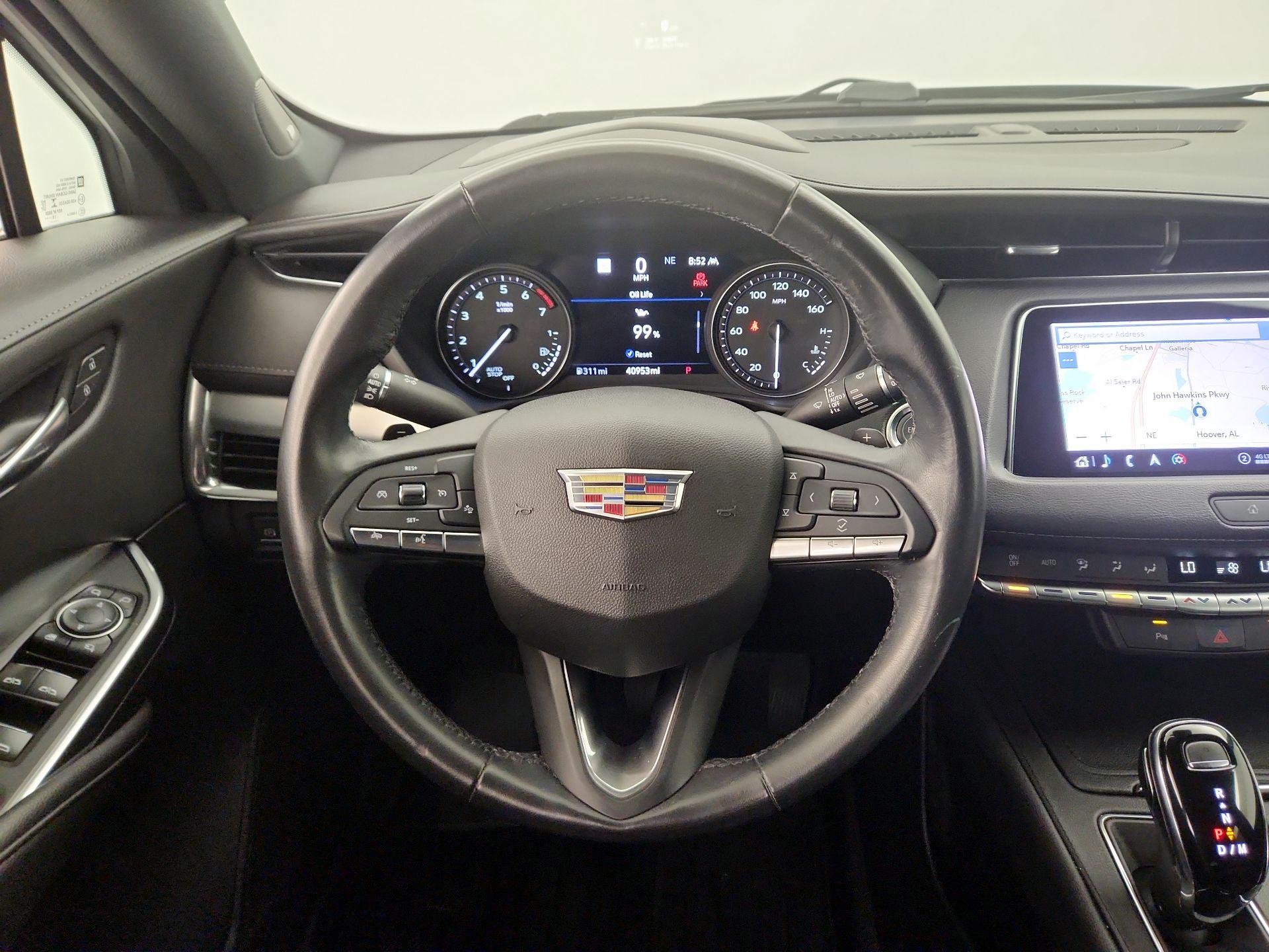 Thumbnail: 2020 Cadillac XT4 - 10