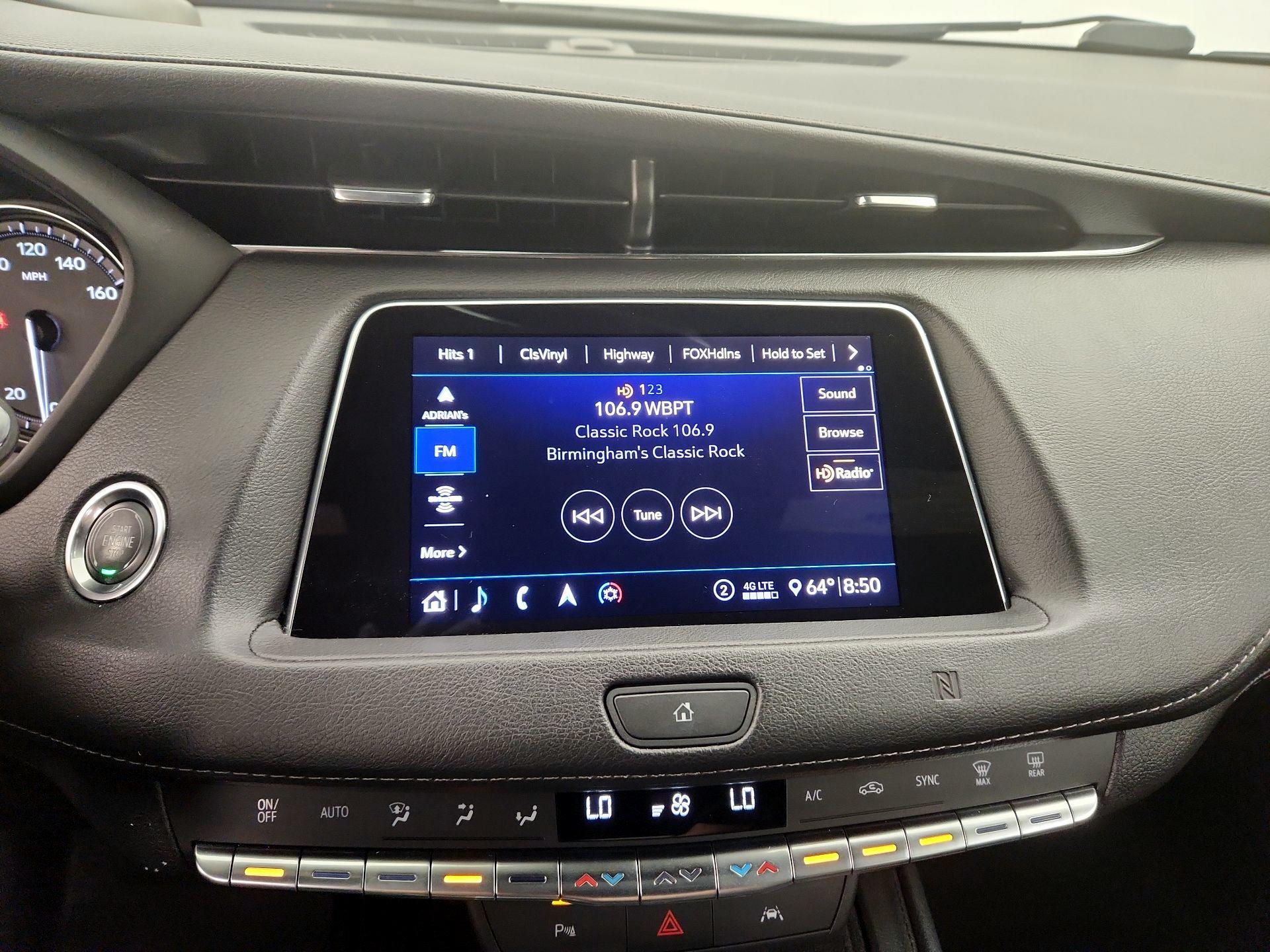 Thumbnail: 2020 Cadillac XT4 - 16