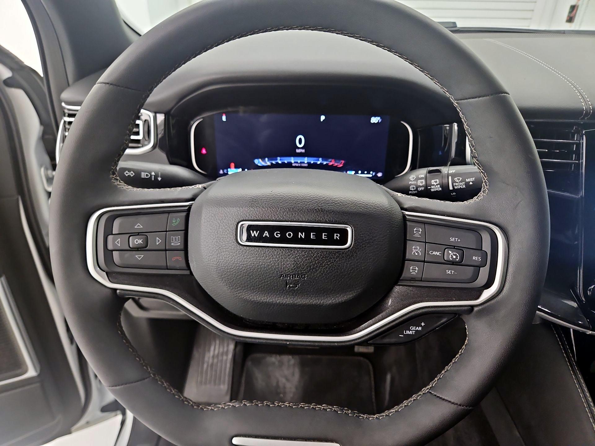 Thumbnail: 2023 Jeep Wagoneer - 10