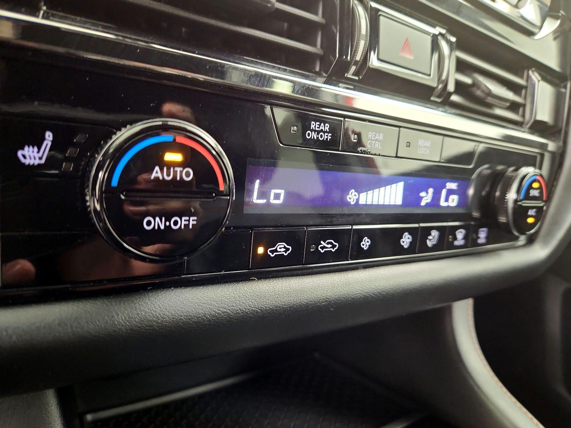 Thumbnail: 2023 Nissan Pathfinder - 16