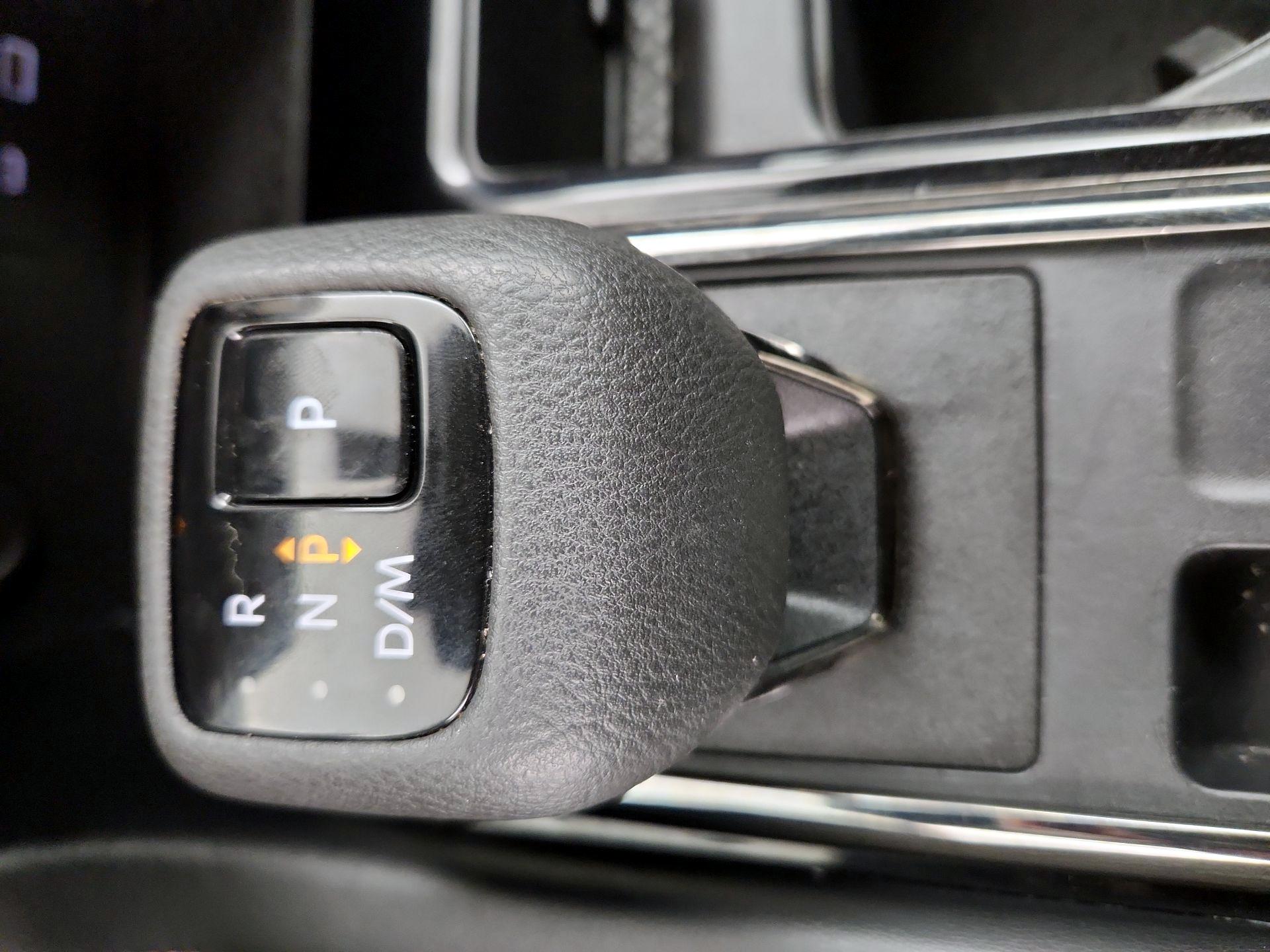 Thumbnail: 2023 Nissan Pathfinder - 17