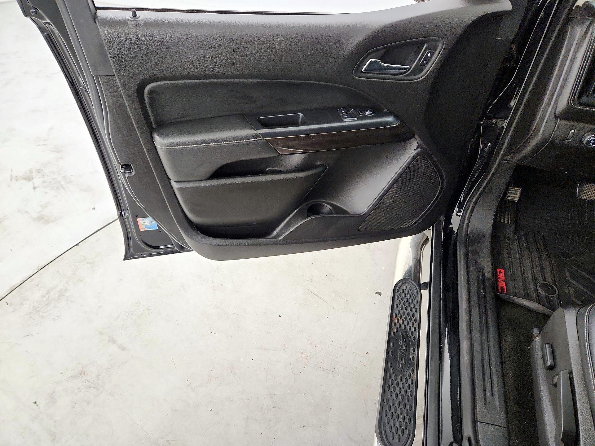 Thumbnail: 2016 GMC Canyon - 12