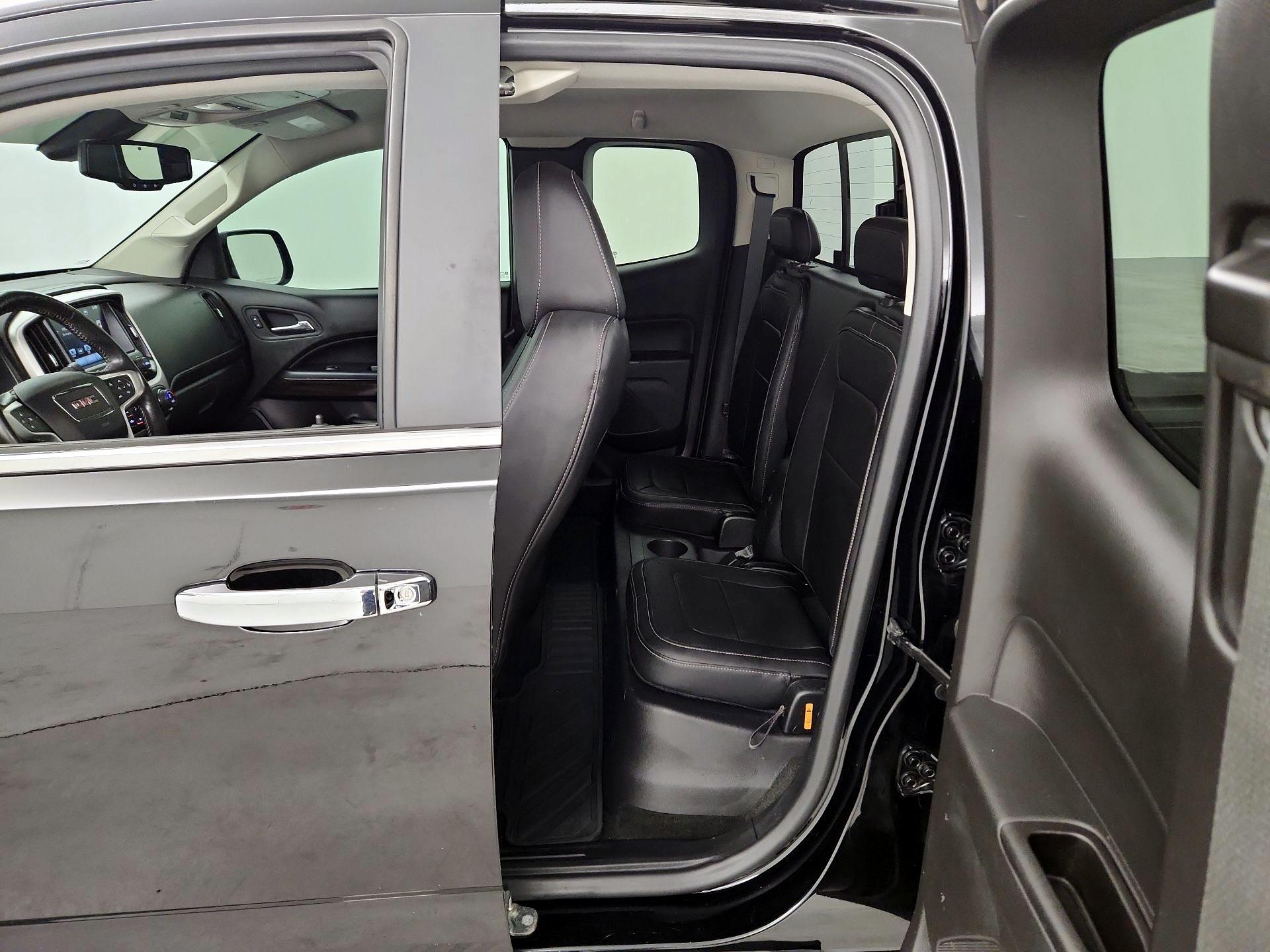 Thumbnail: 2016 GMC Canyon - 19