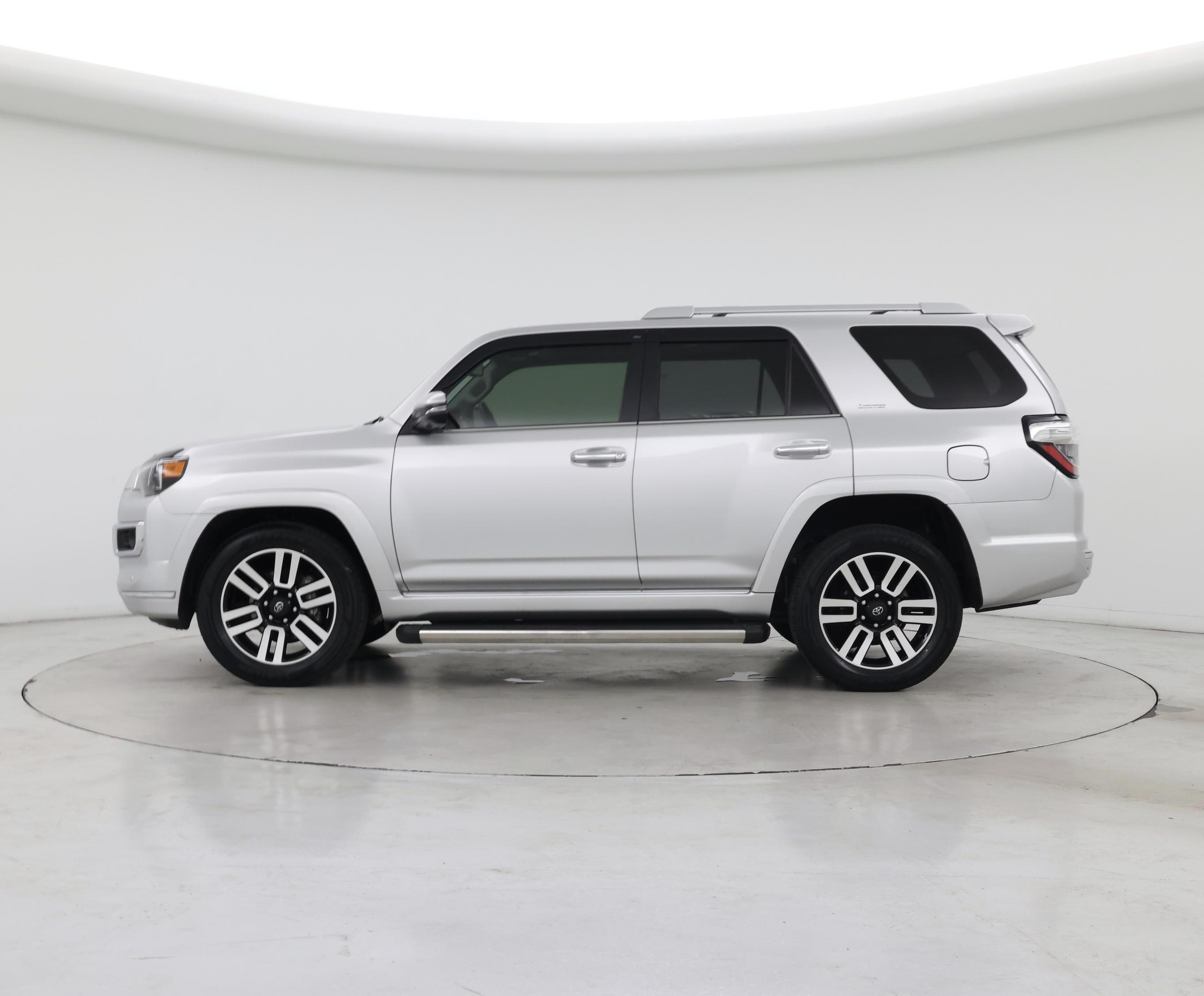 Thumbnail: 2022 Toyota 4Runner - 3
