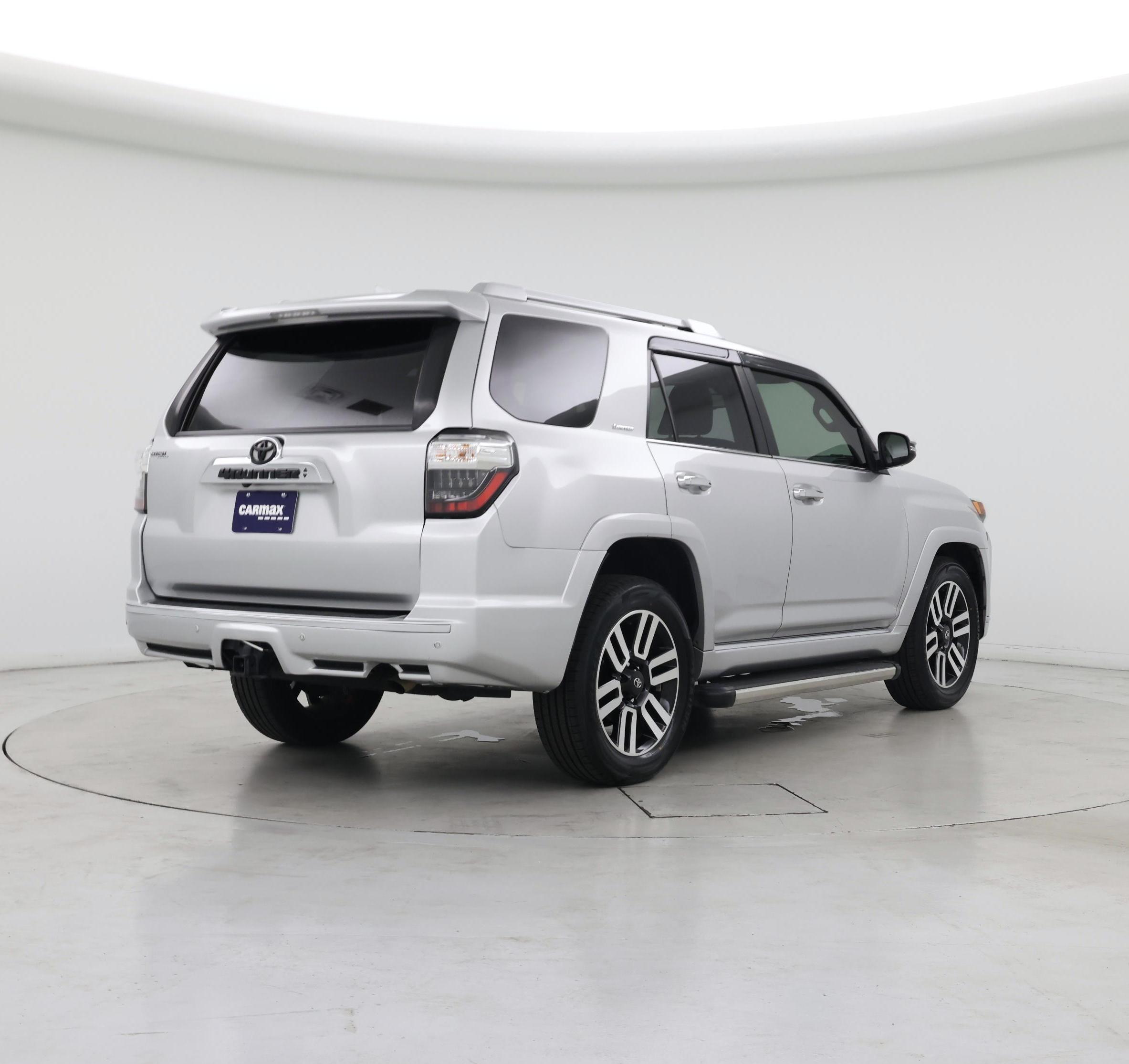 Thumbnail: 2022 Toyota 4Runner - 8