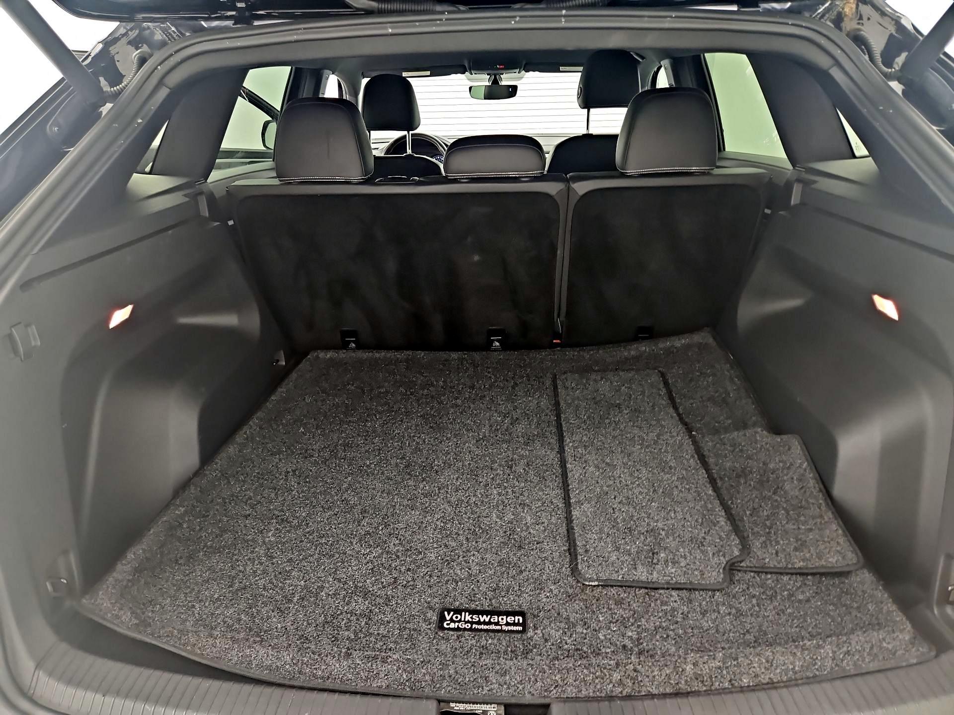 Thumbnail: 2021 Volkswagen Atlas - 20