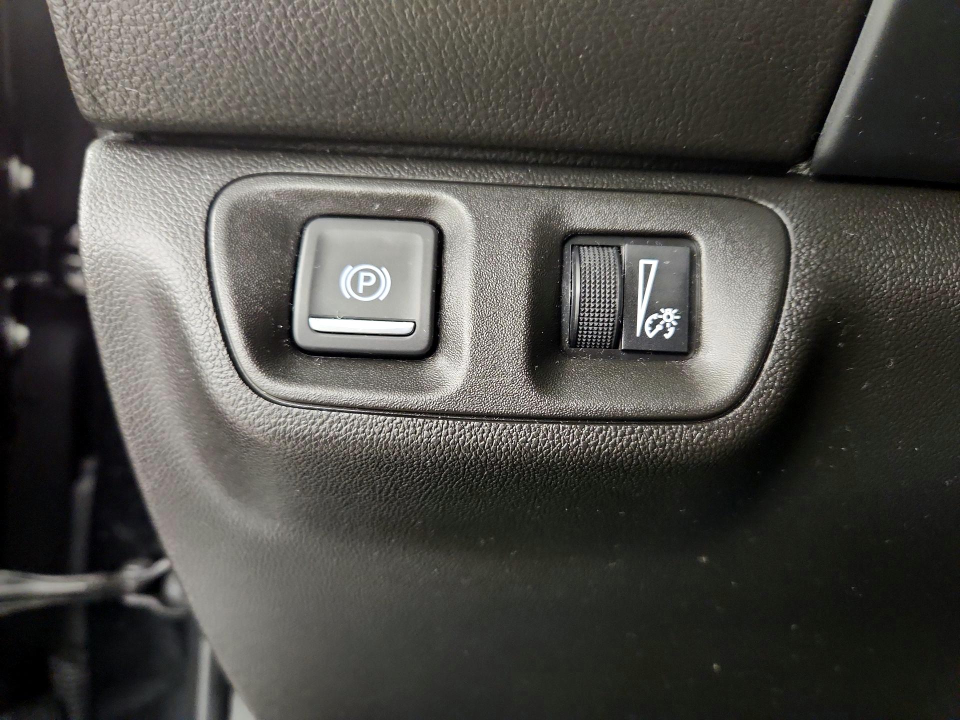 Thumbnail: 2023 GMC Acadia - 13