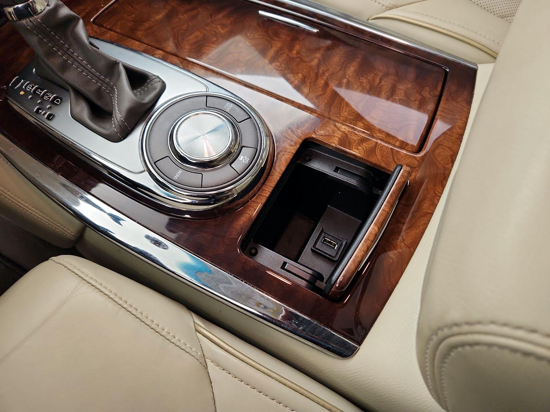 Thumbnail: 2017 INFINITI QX80 - 19