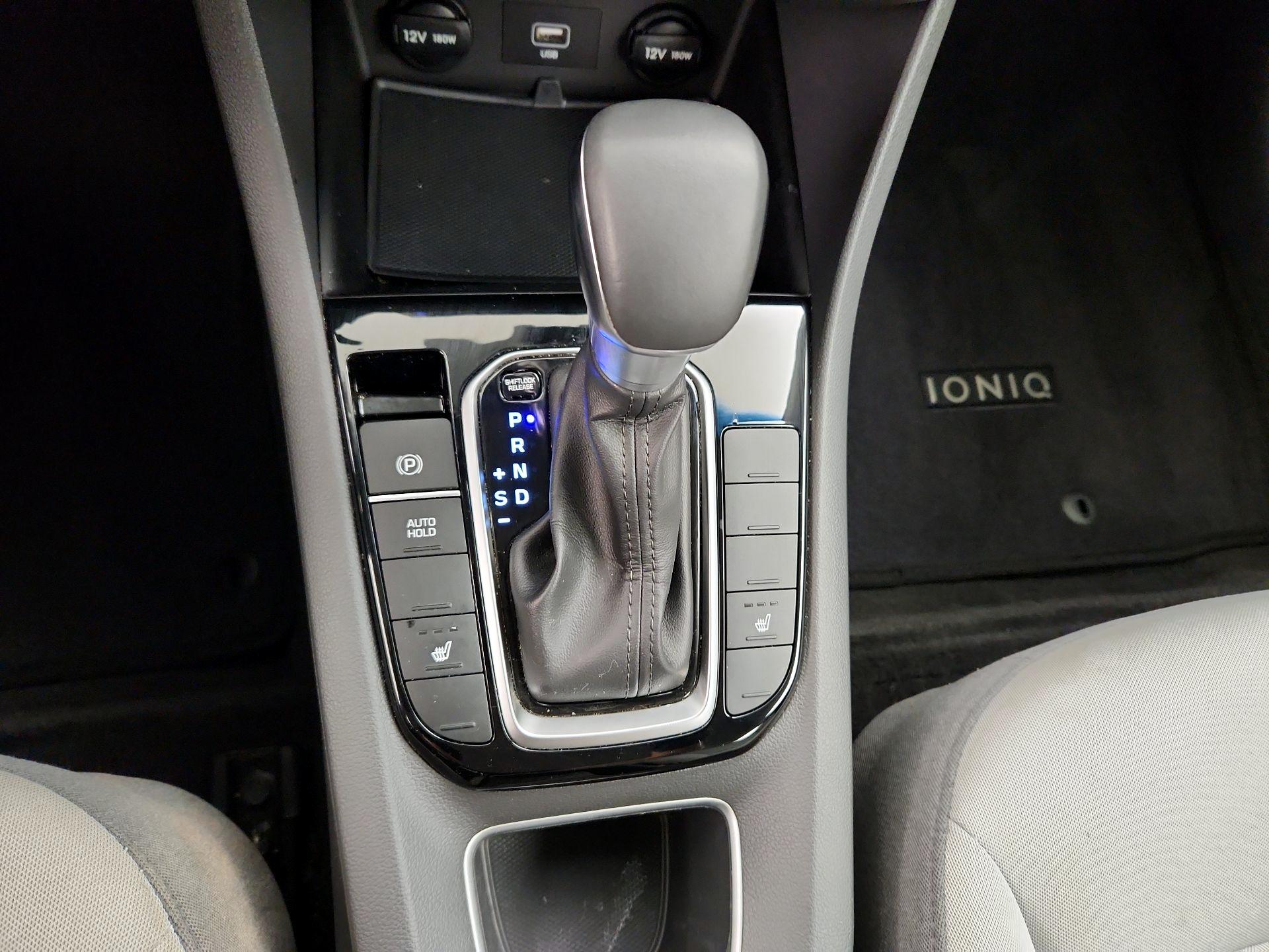 Thumbnail: 2021 Hyundai Ioniq - 17