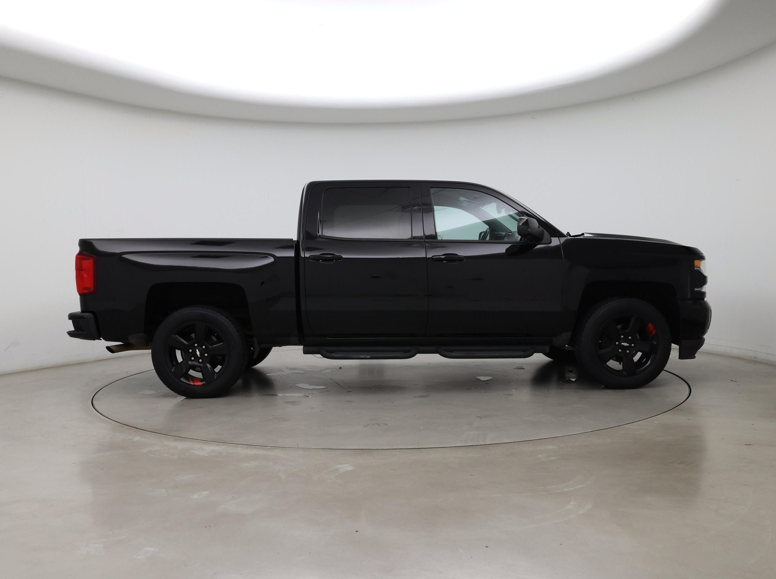 Thumbnail: 2017 Chevrolet Silverado 1500 - 7