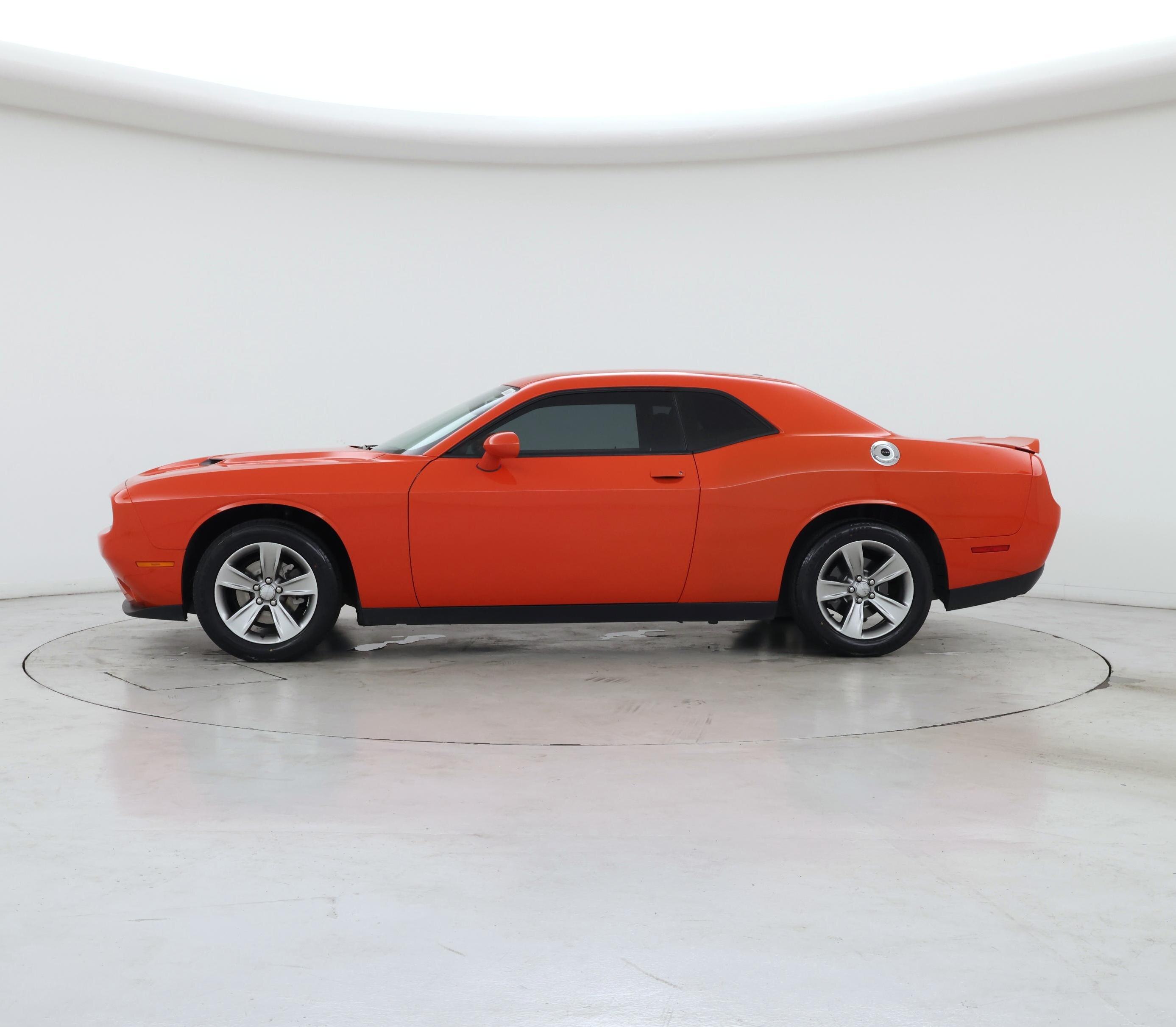 Thumbnail: 2019 Dodge Challenger - 3