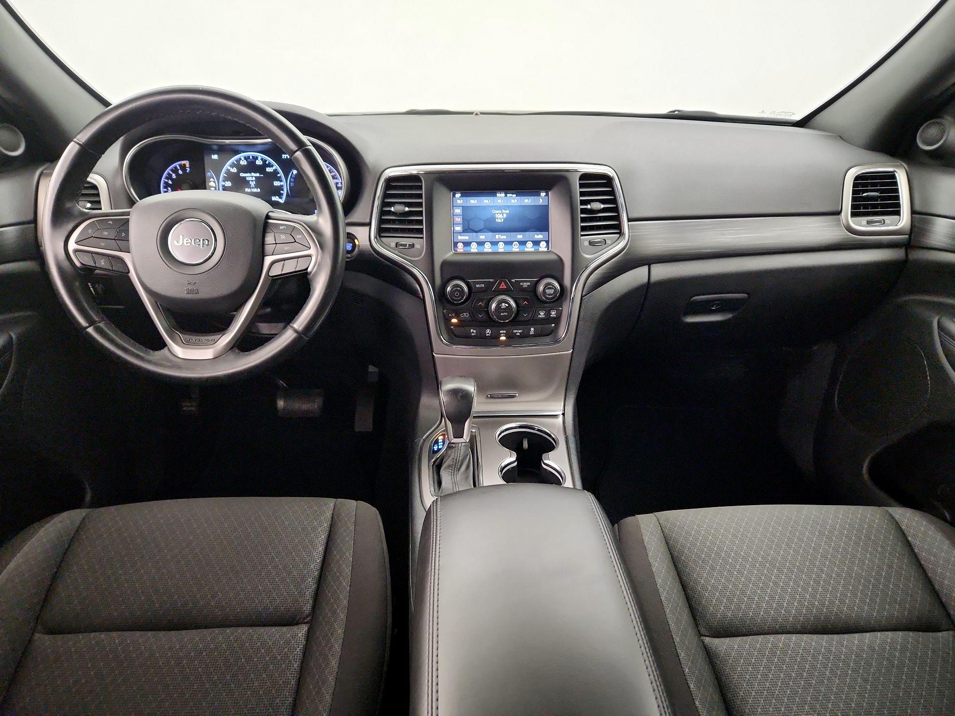 Thumbnail: 2020 Jeep Grand Cherokee - 9