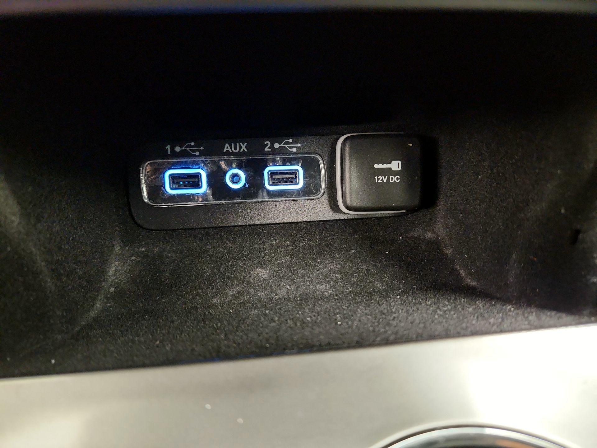 Thumbnail: 2020 Jeep Grand Cherokee - 18
