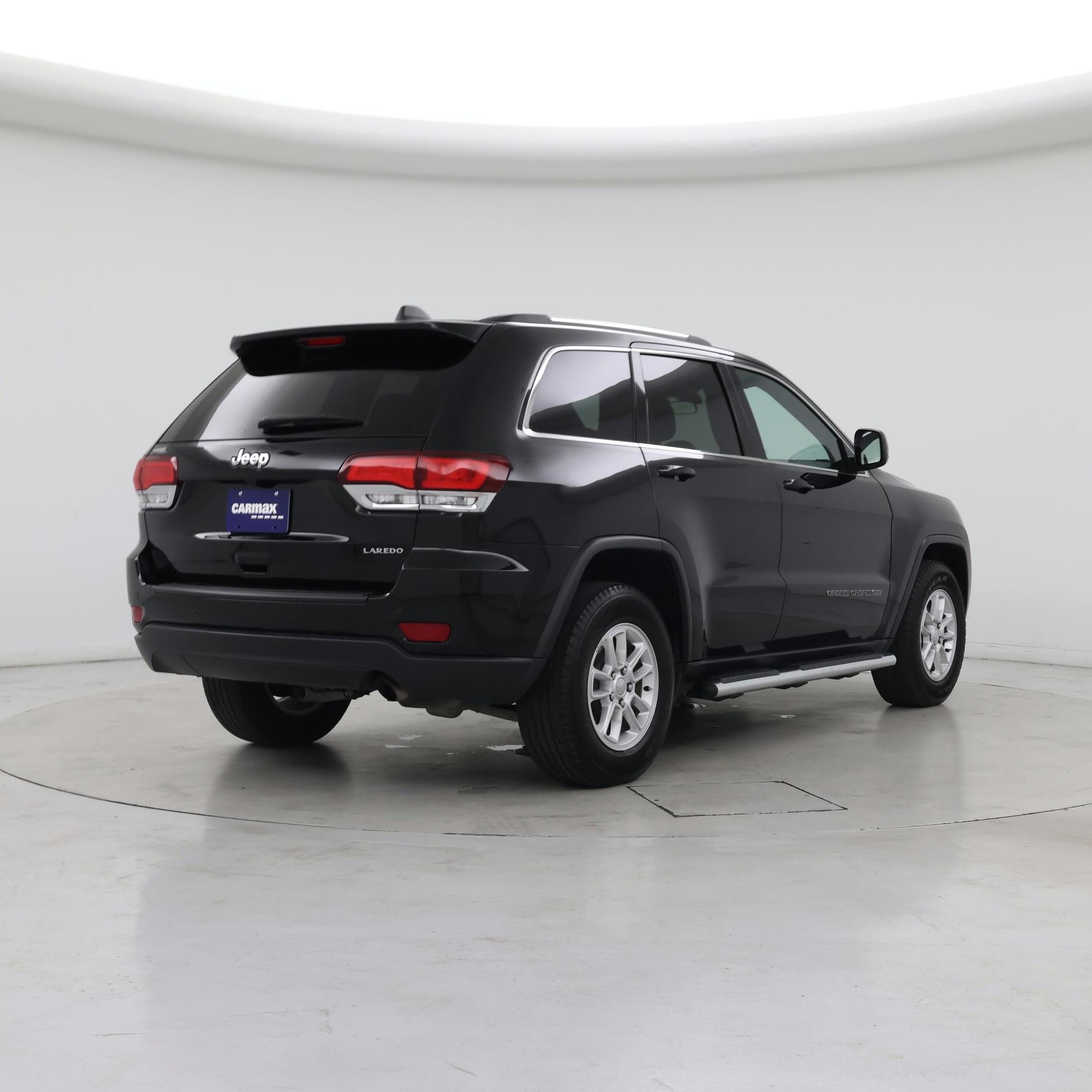 Thumbnail: 2020 Jeep Grand Cherokee - 8