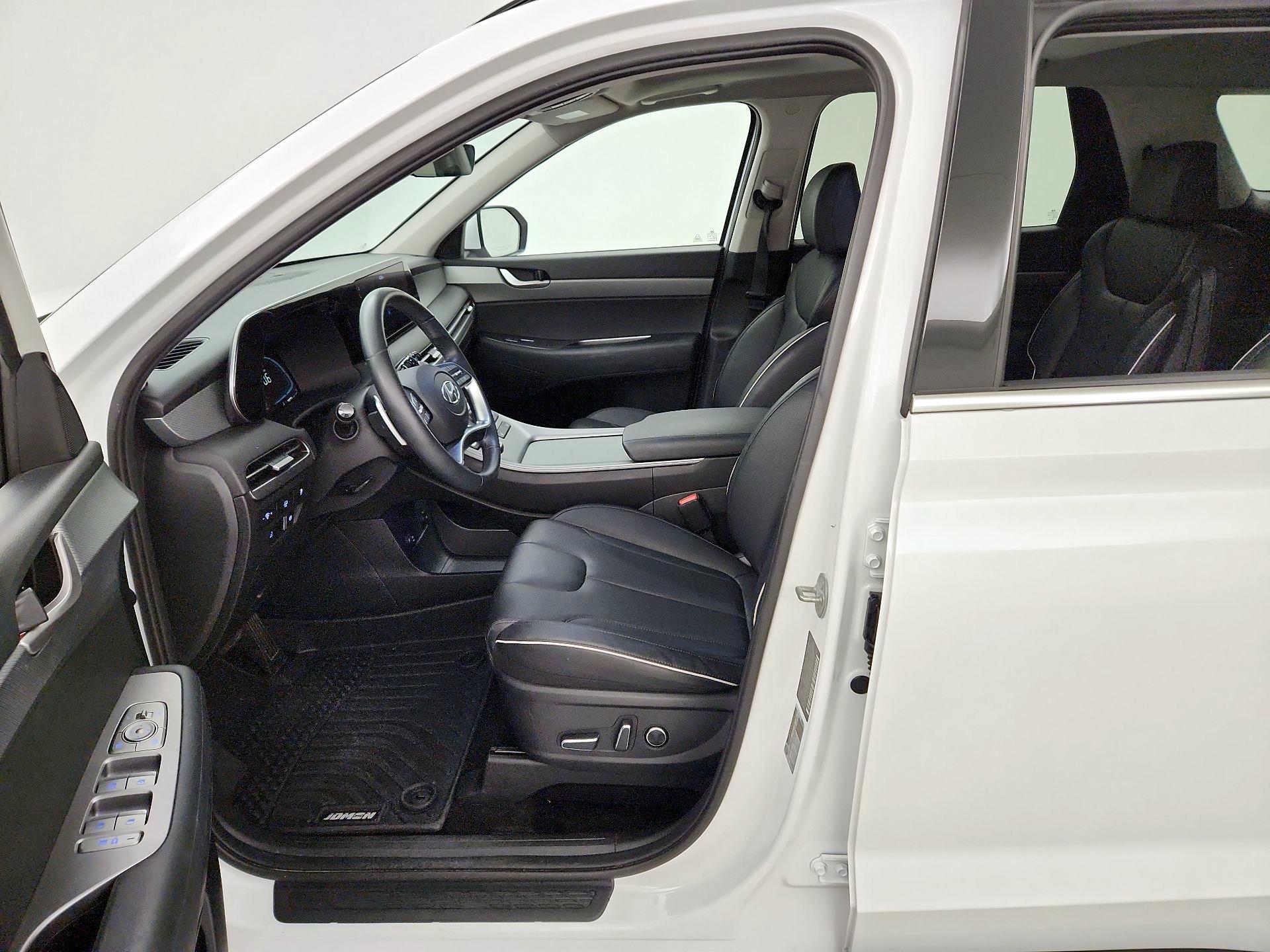 Thumbnail: 2023 Hyundai Palisade - 11