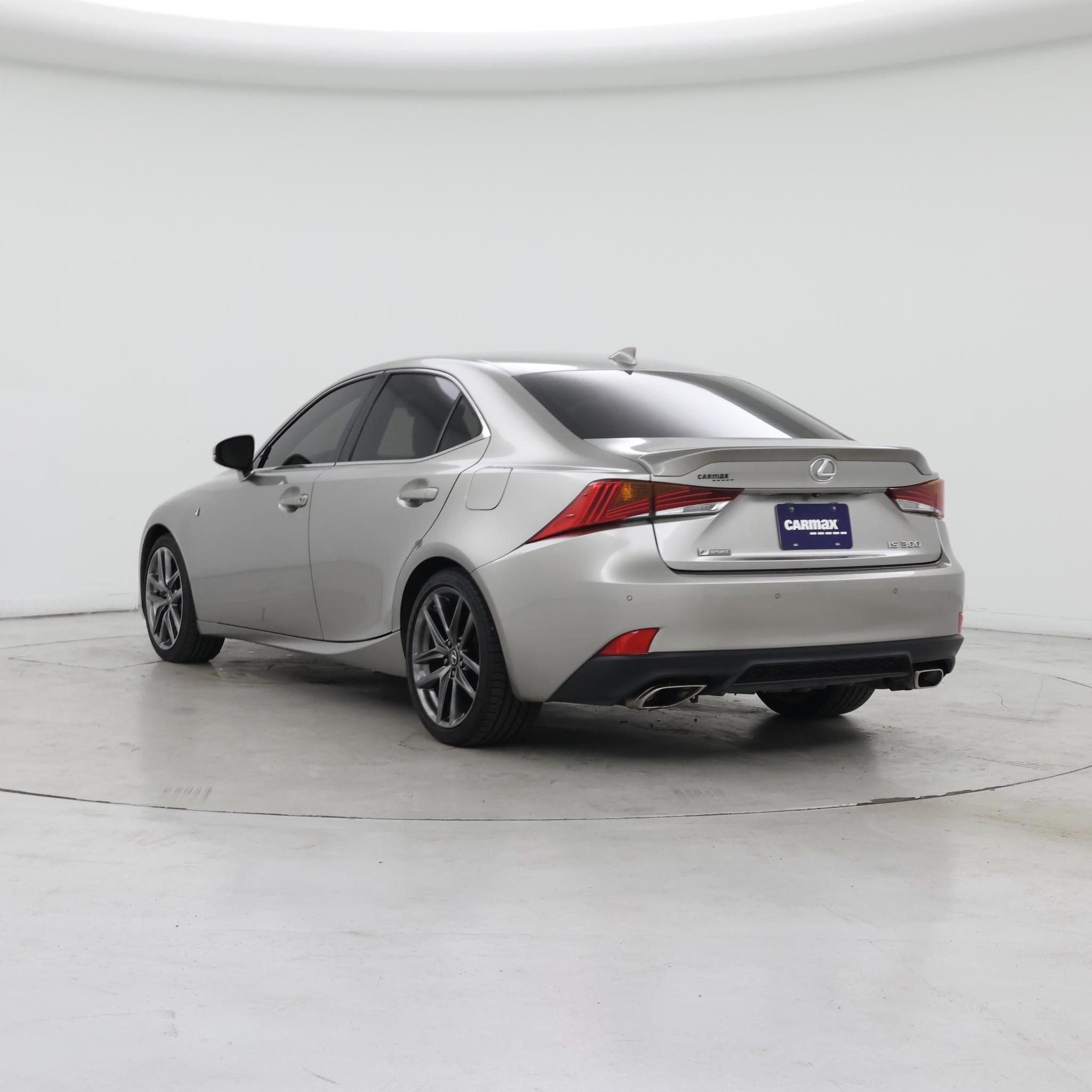 Thumbnail: 2019 Lexus IS - 2