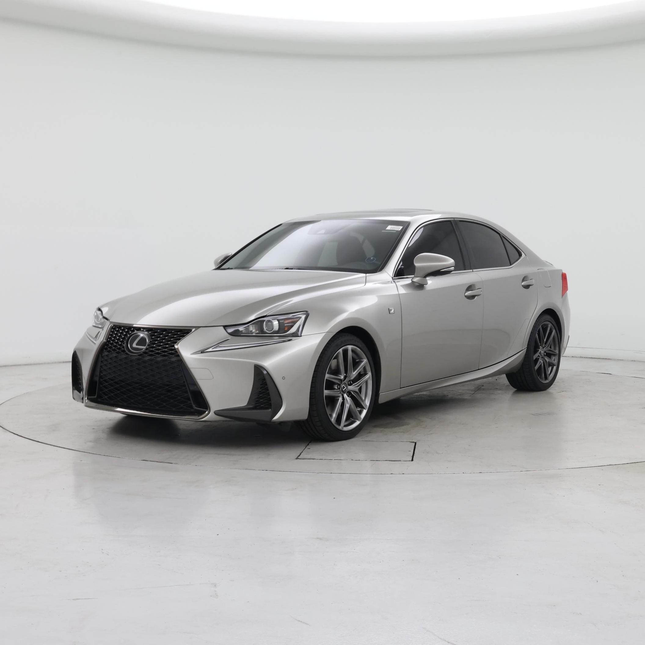 Thumbnail: 2019 Lexus IS - 4