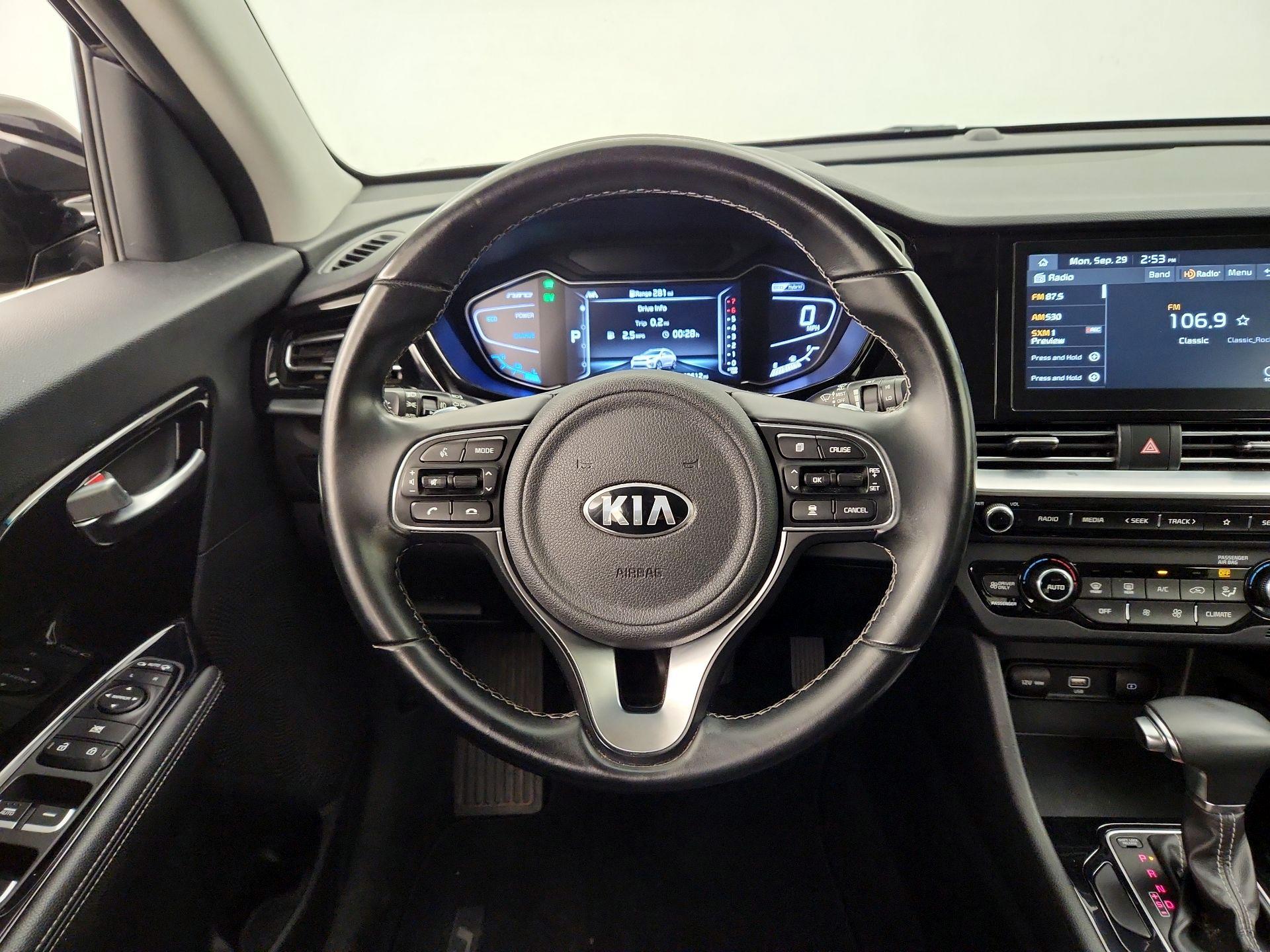 Thumbnail: 2020 Kia Niro - 10