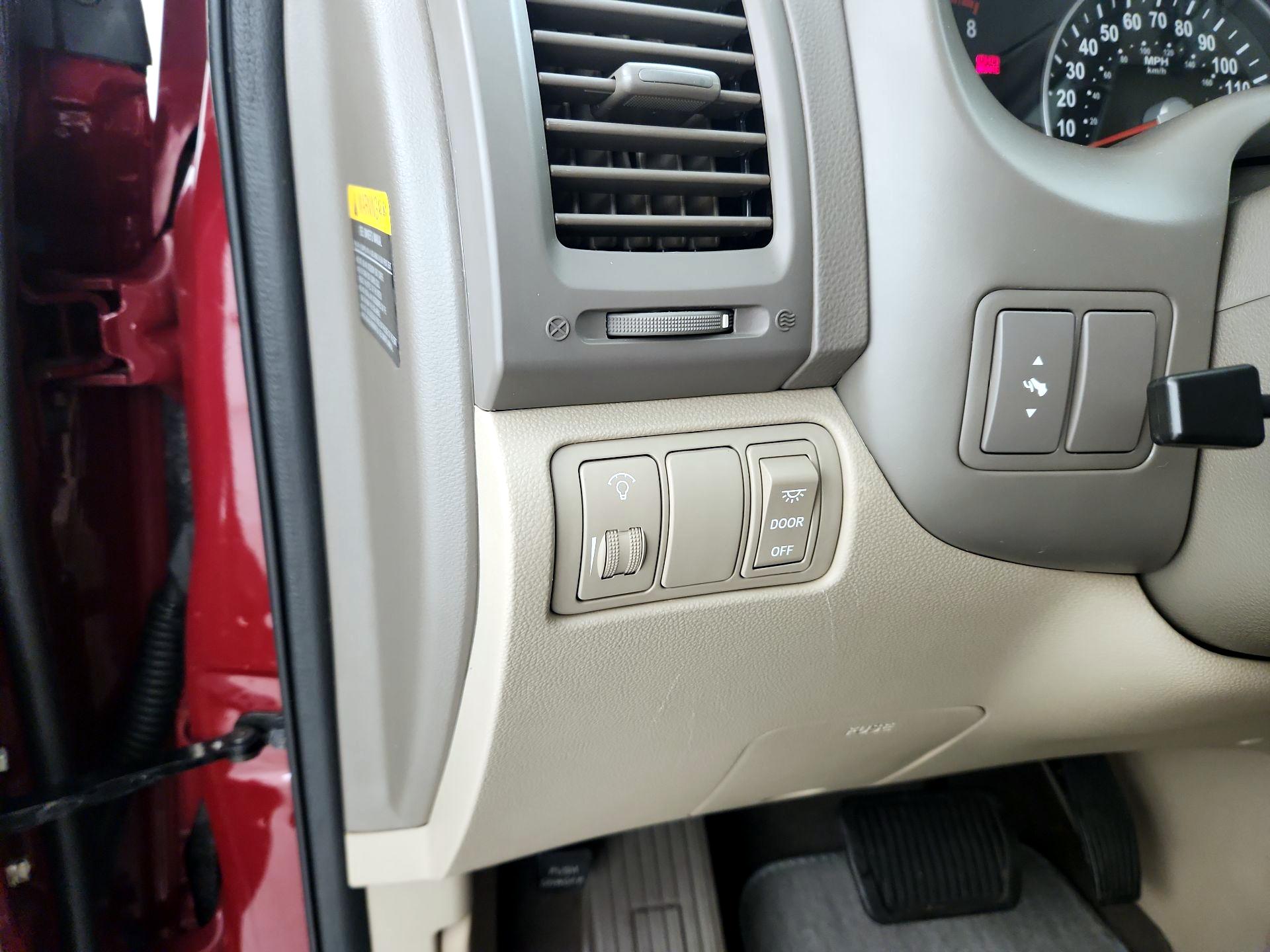 Thumbnail: 2014 Kia Sedona - 13