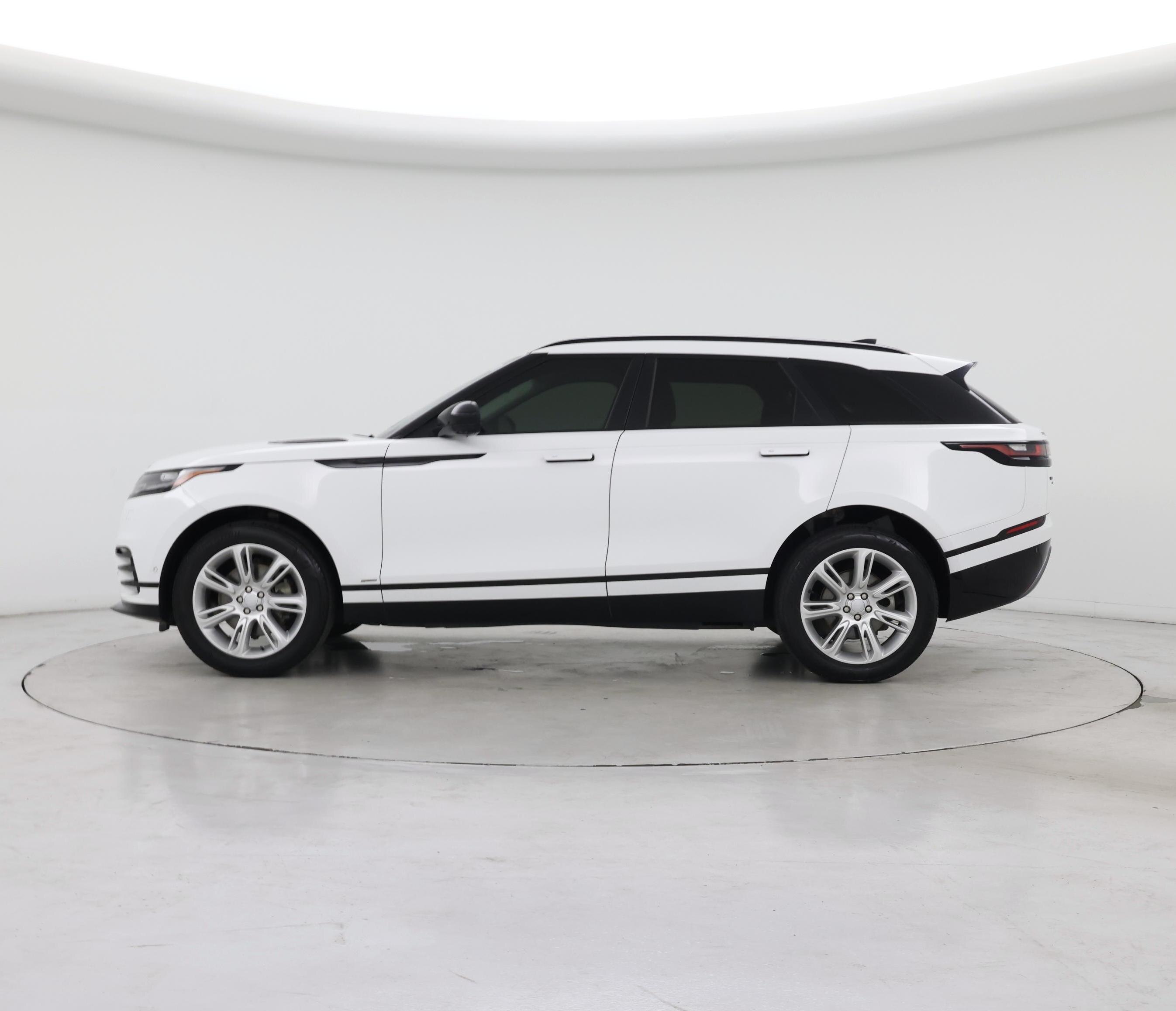 Thumbnail: 2021 Land Rover Range Rover Velar - 3
