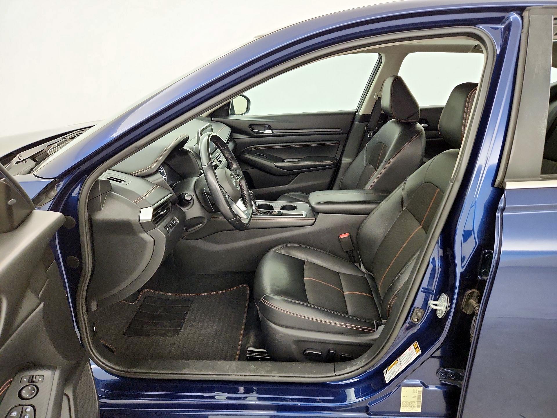 Thumbnail: 2019 Nissan Altima - 11