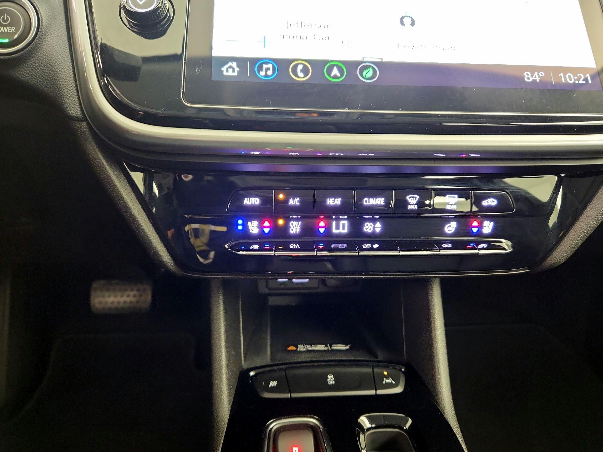 Thumbnail: 2023 Chevrolet Bolt EUV - 17
