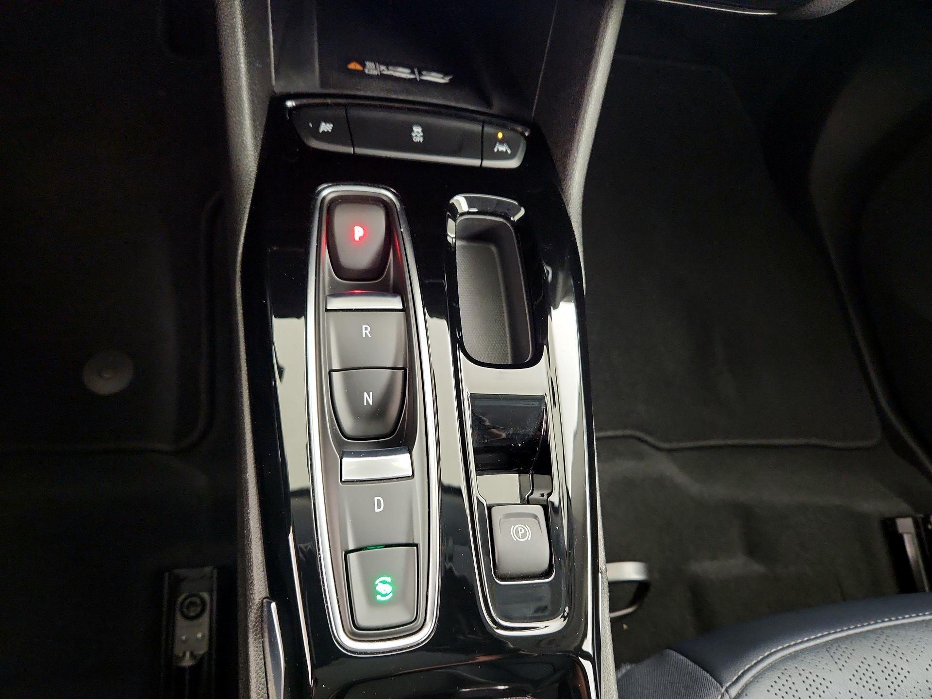 Thumbnail: 2023 Chevrolet Bolt EUV - 18