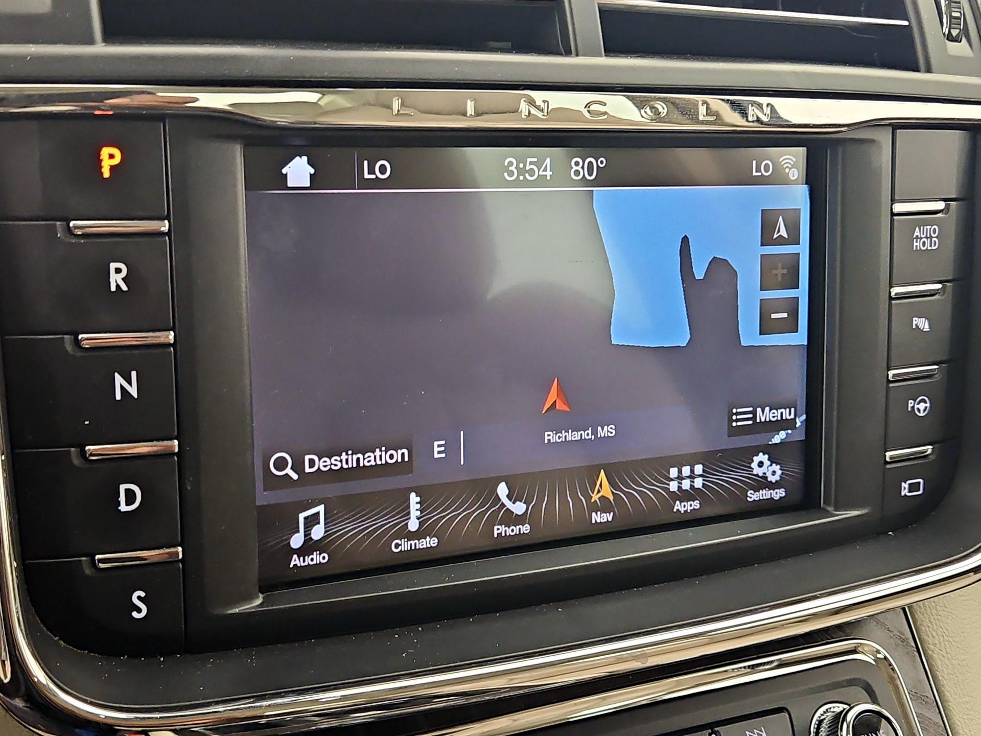 Thumbnail: 2019 Lincoln Continental - 14