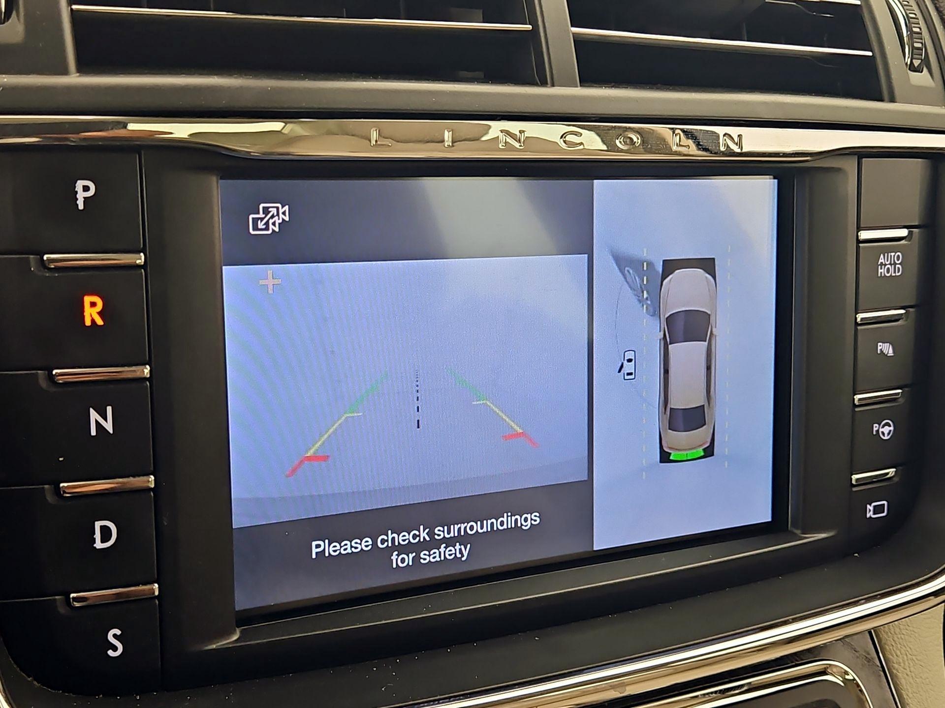 Thumbnail: 2019 Lincoln Continental - 15