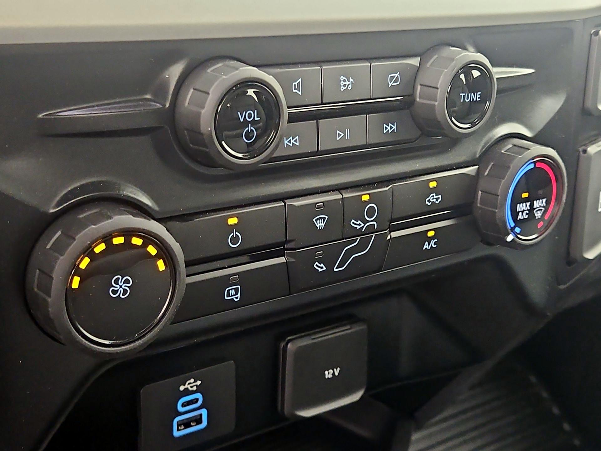 Thumbnail: 2024 Ford F-250 - 16