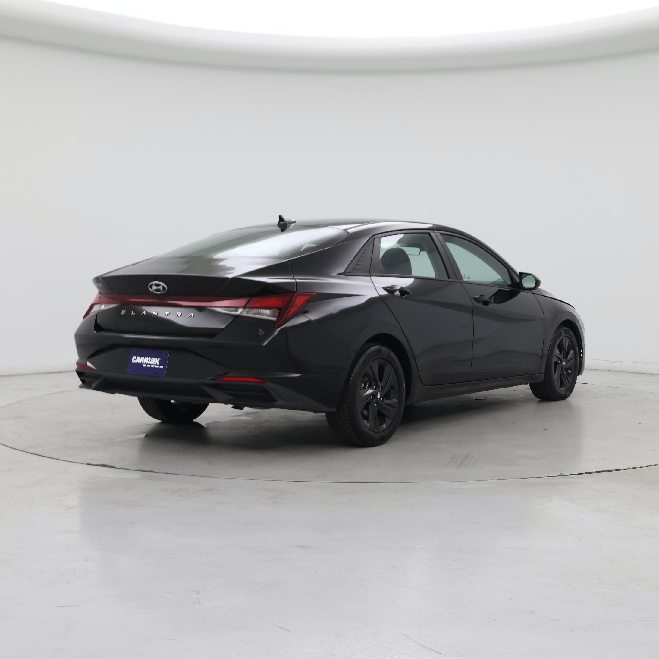 Thumbnail: 2022 Hyundai Elantra - 8