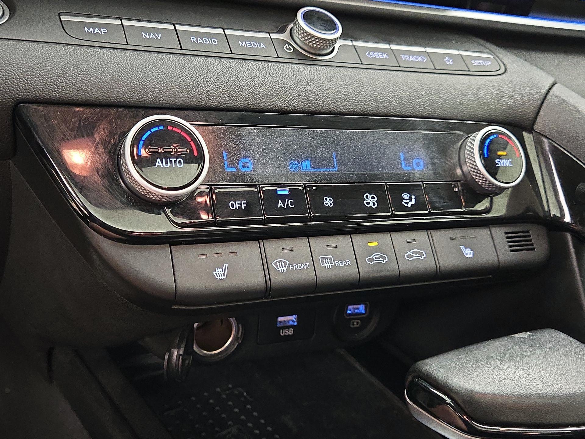 Thumbnail: 2021 Hyundai Elantra - 16