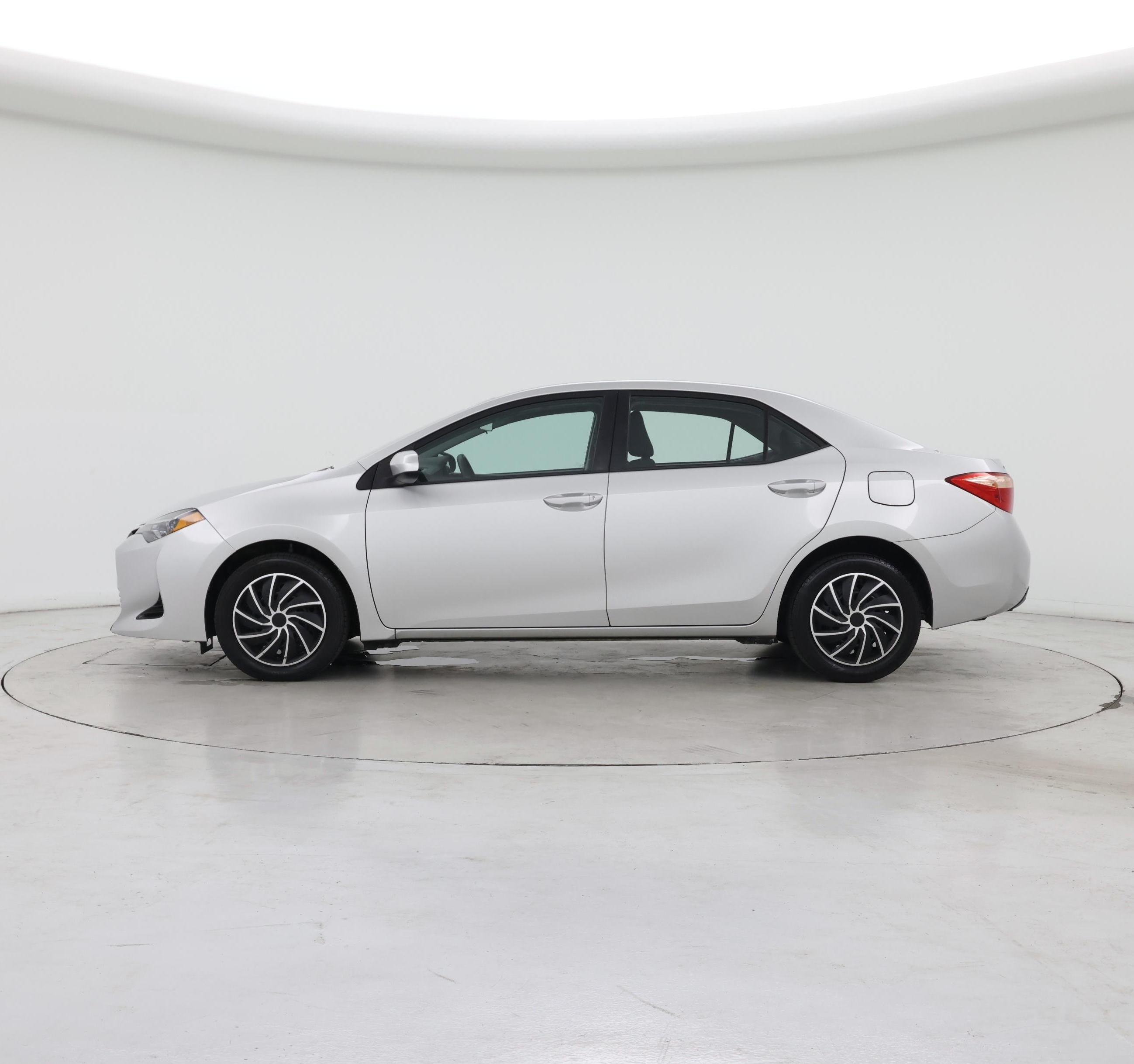 Thumbnail: 2019 Toyota Corolla - 3