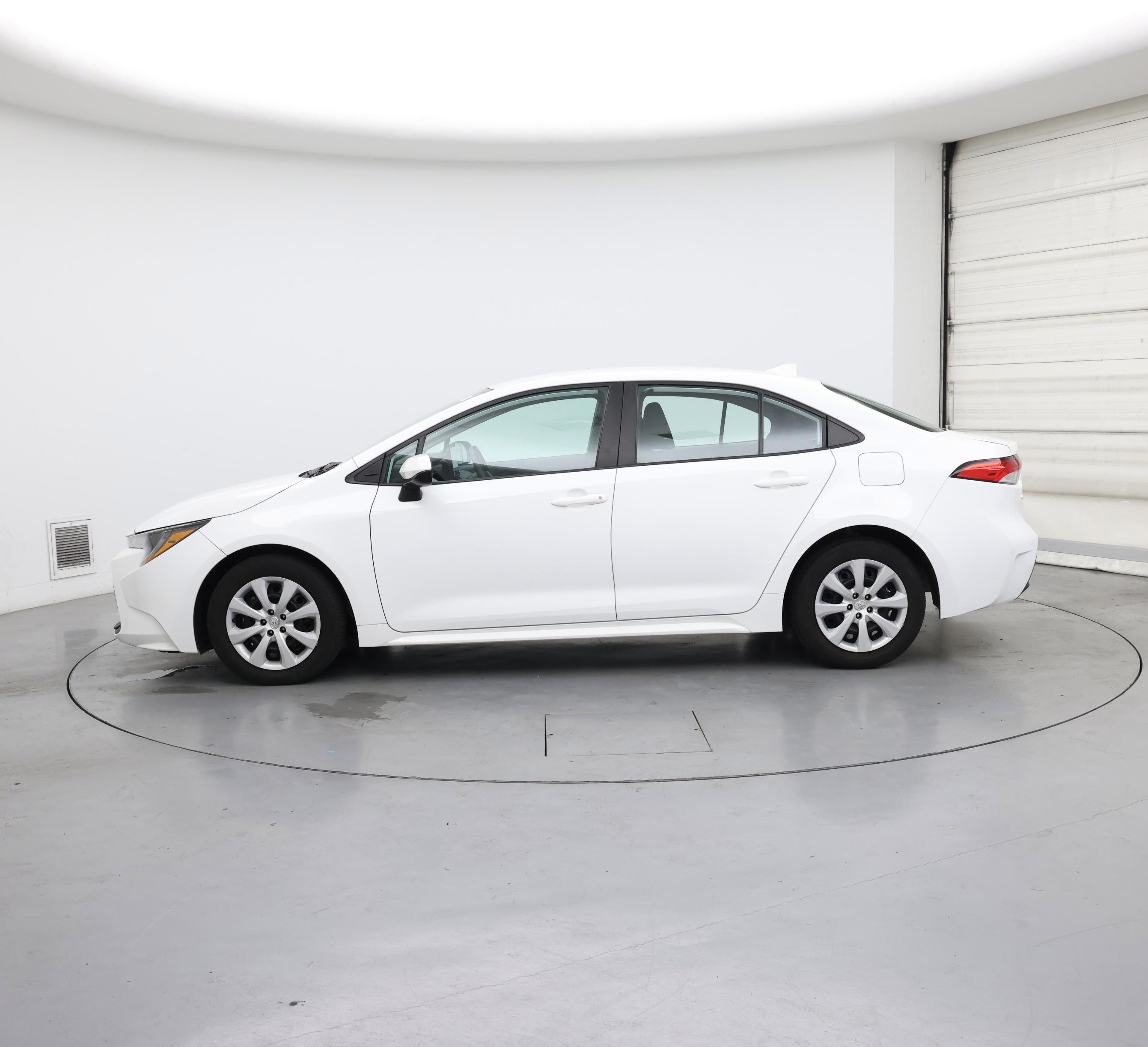 Thumbnail: 2023 Toyota Corolla - 3