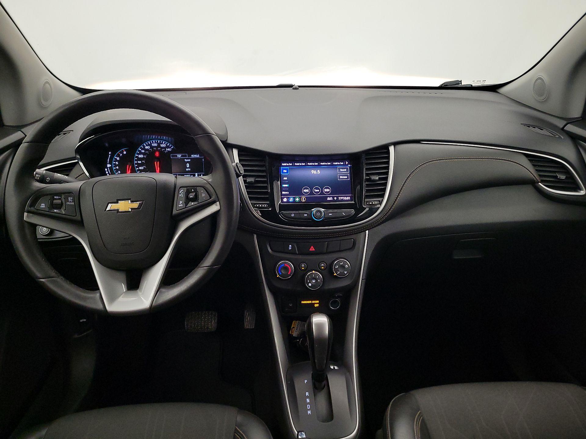 Thumbnail: 2022 Chevrolet Trax - 9