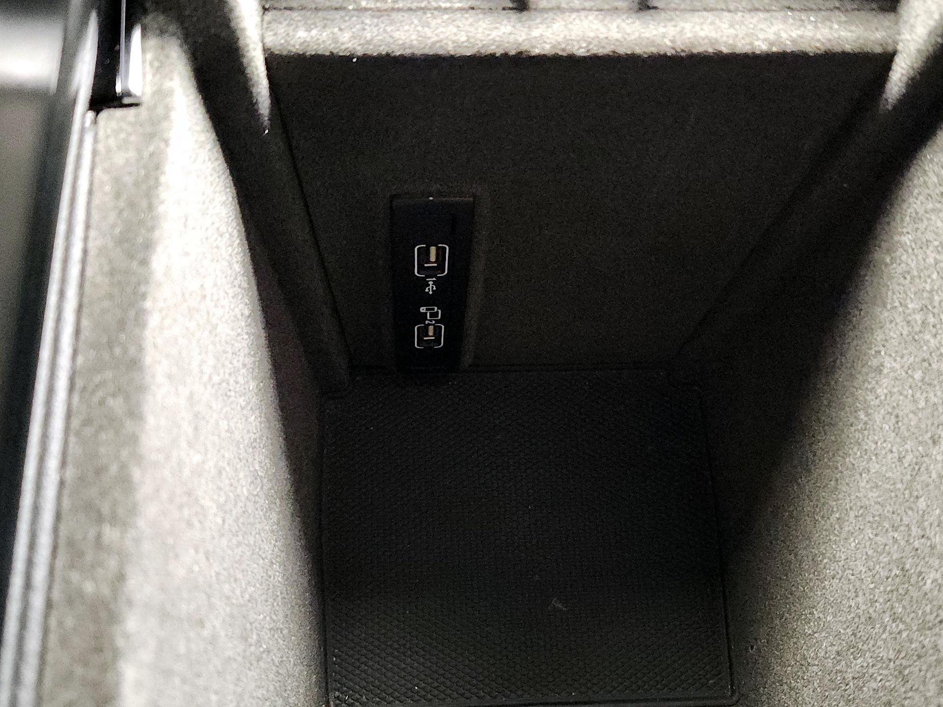 Thumbnail: 2019 Mercedes-Benz GLE - 19